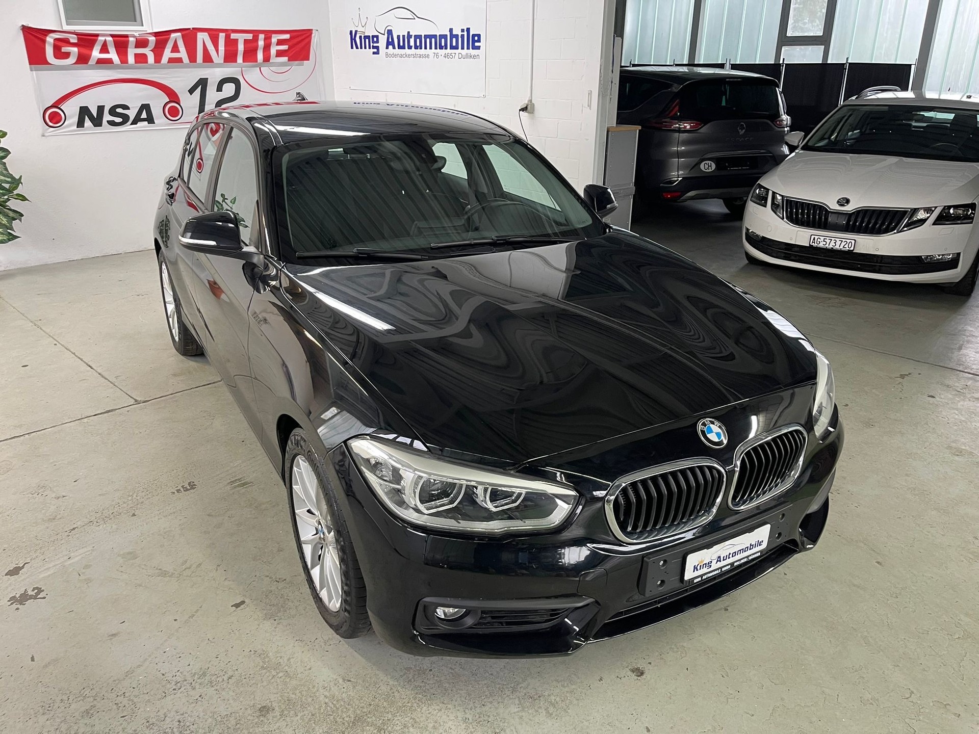 BMW 118i Essential Edition Steptronic