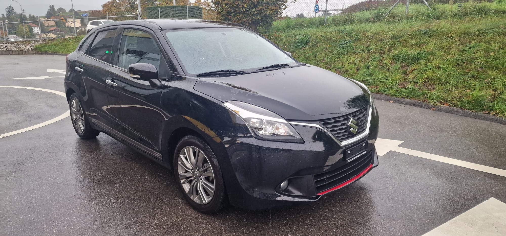 SUZUKI Baleno 1.0 Boosterjet Tradizio Top Automat navi , 8 alu , AHK, crochet att.