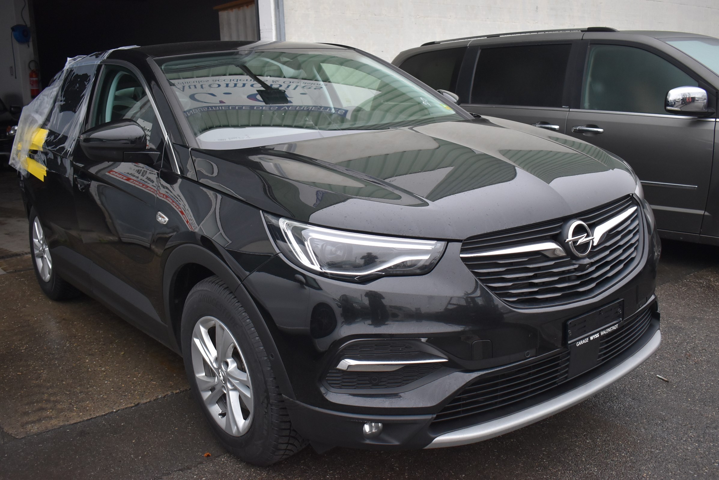 OPEL Grandland X 1.2i TP Automatik