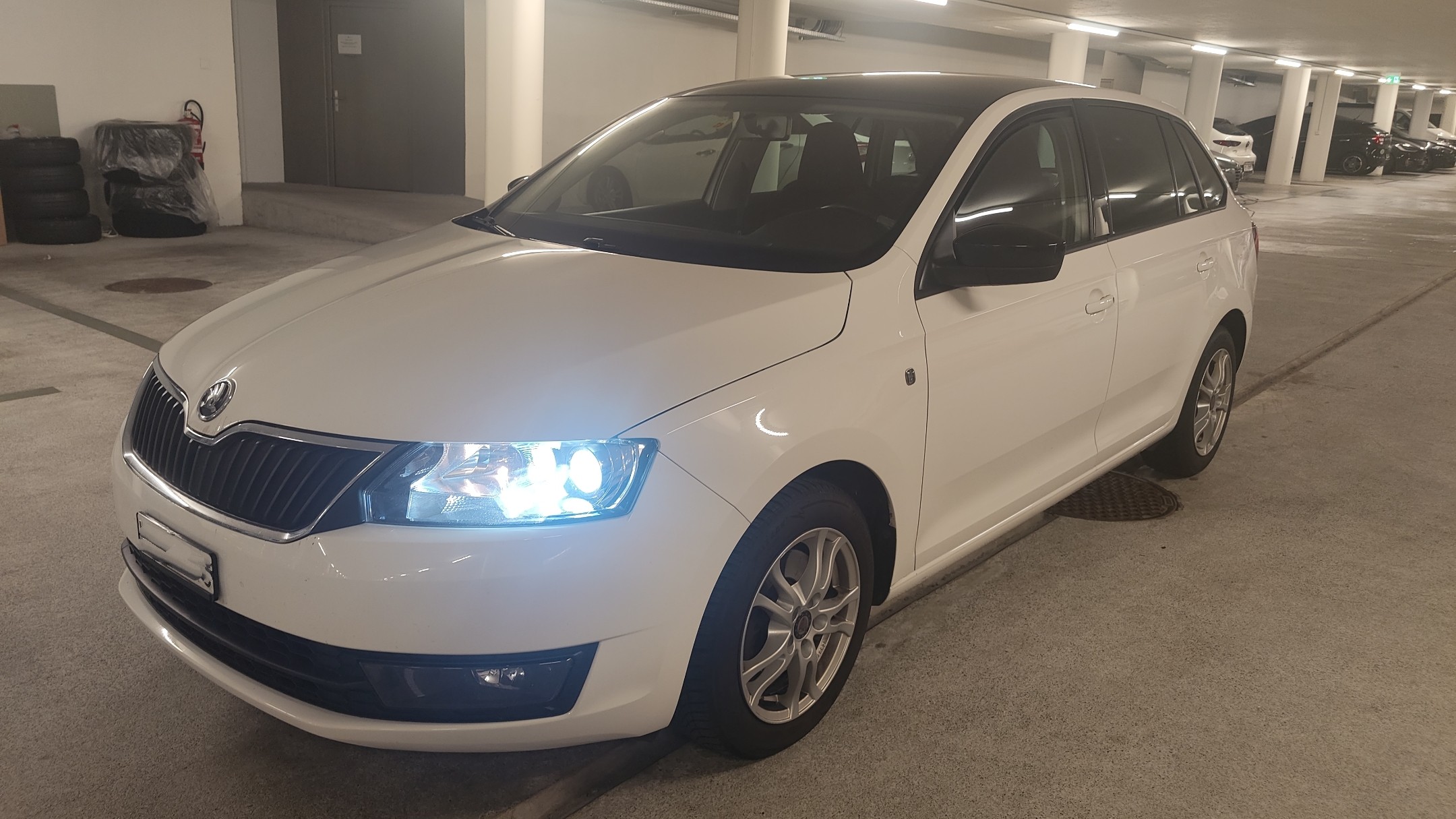 SKODA Rapid Spaceback 1.2 TSI Elegance