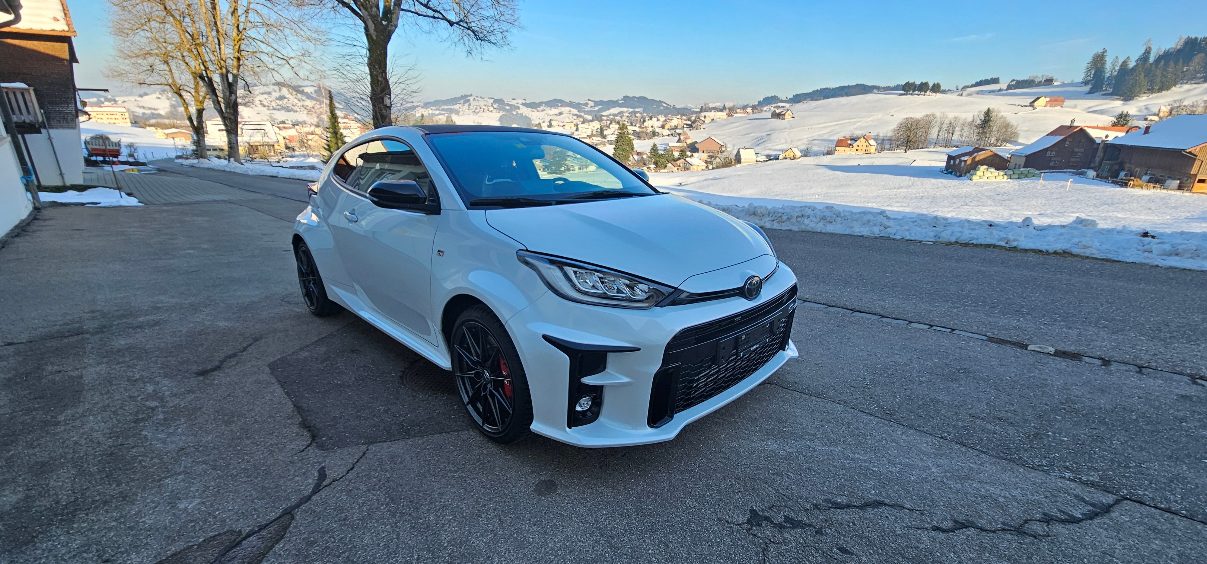 TOYOTA Yaris 1.6 GR Sport Circuit