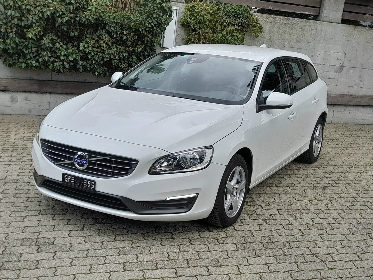 VOLVO V60 D2