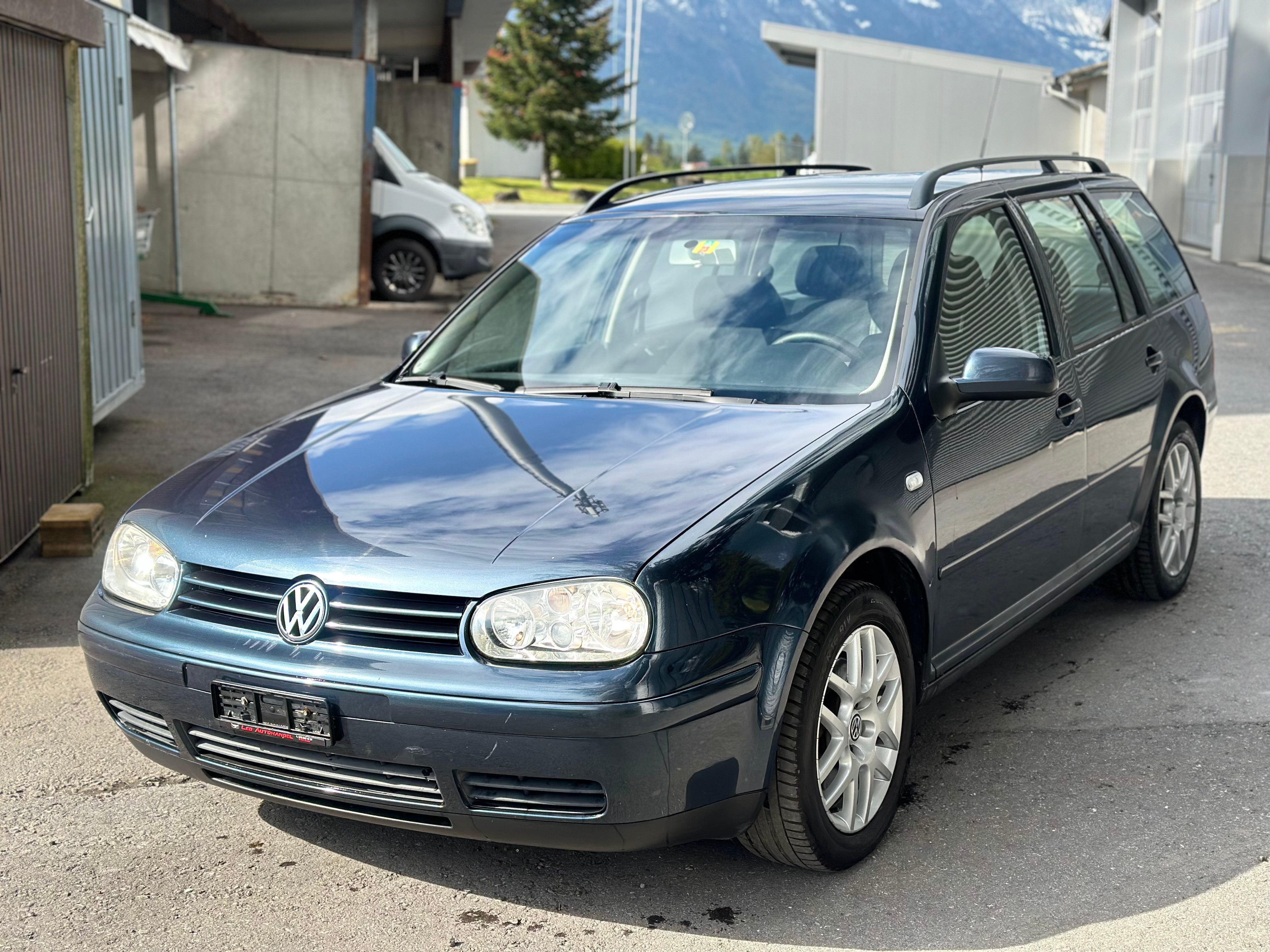 VW Golf Variant 1.9 TDI PD Pacific 4Motion