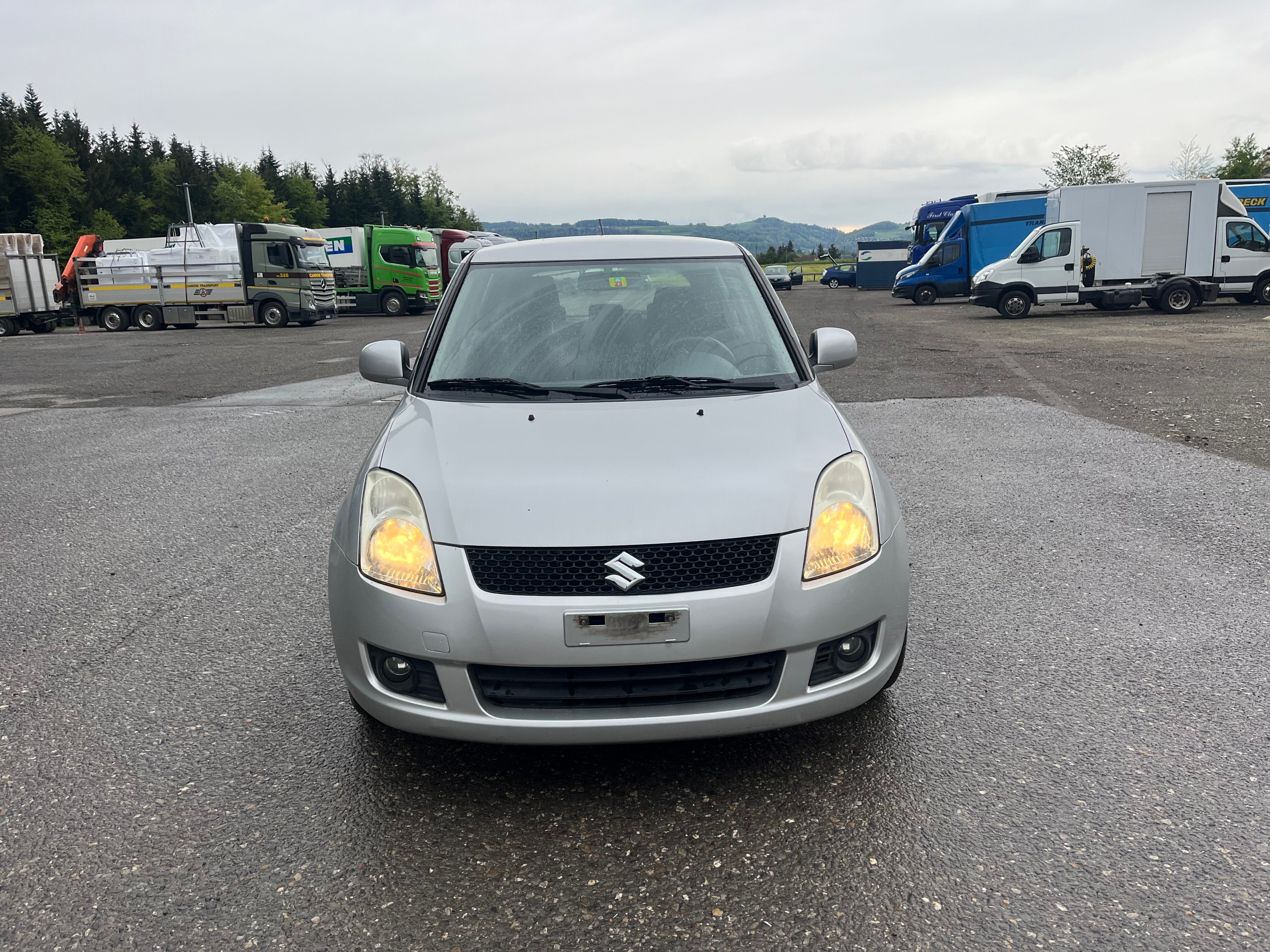 SUZUKI Swift 1.3i 16V GL Top Piz Sulai LE 4x4