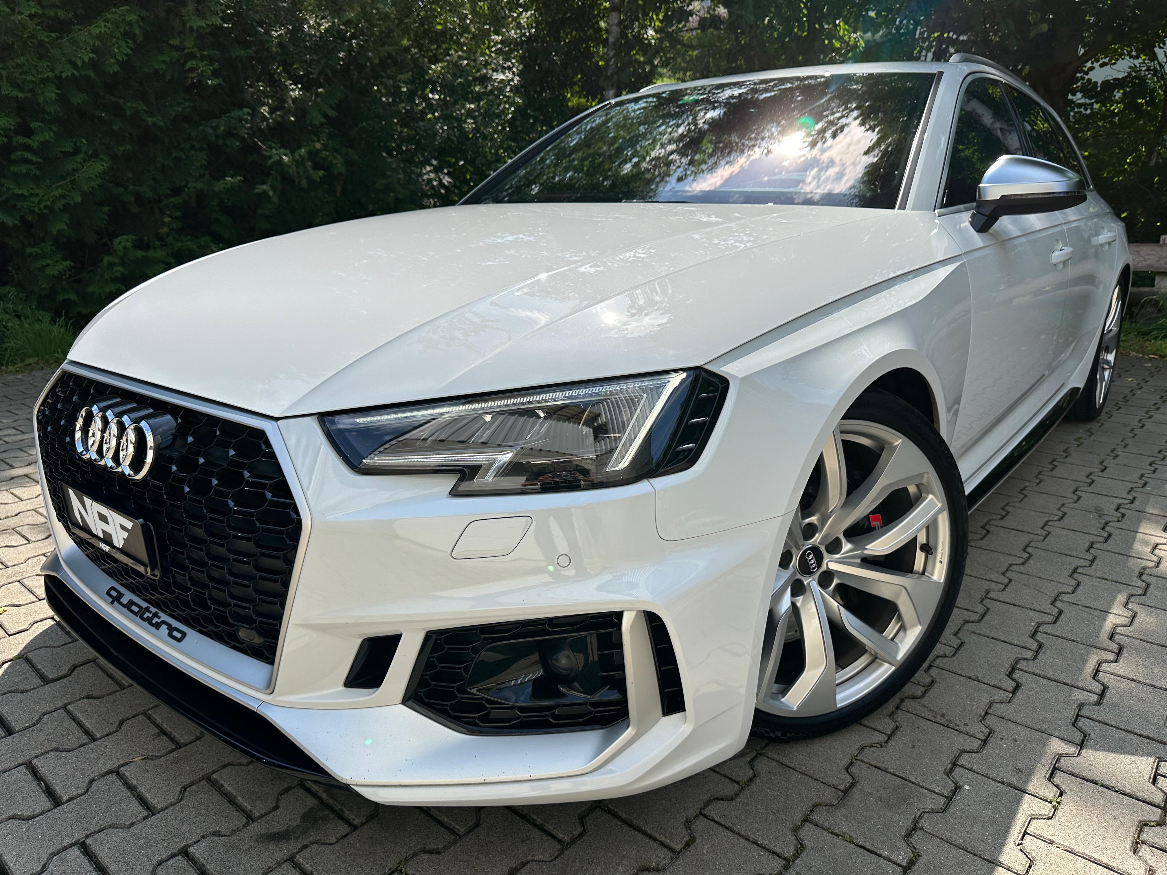 AUDI RS4 Avant 2.9 TFSI quattro tiptronic