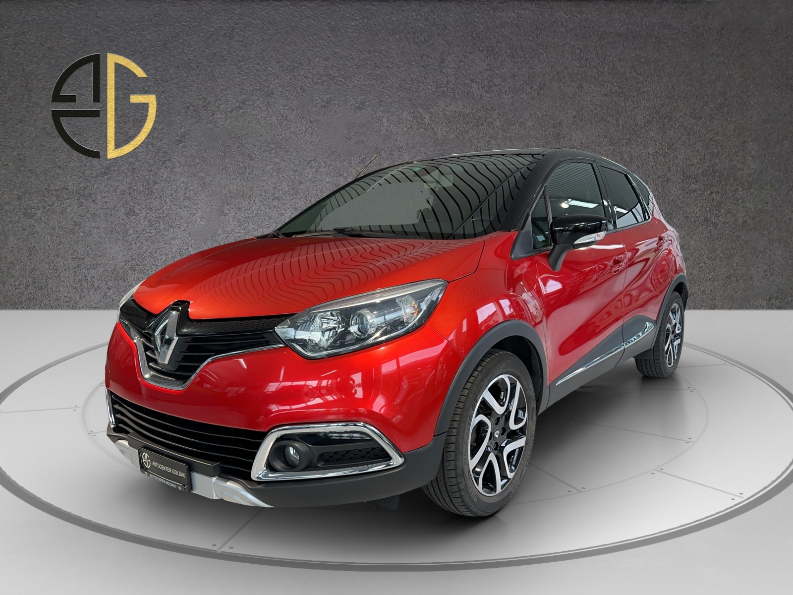 RENAULT Captur 1.2 T Helly Hansen EDC