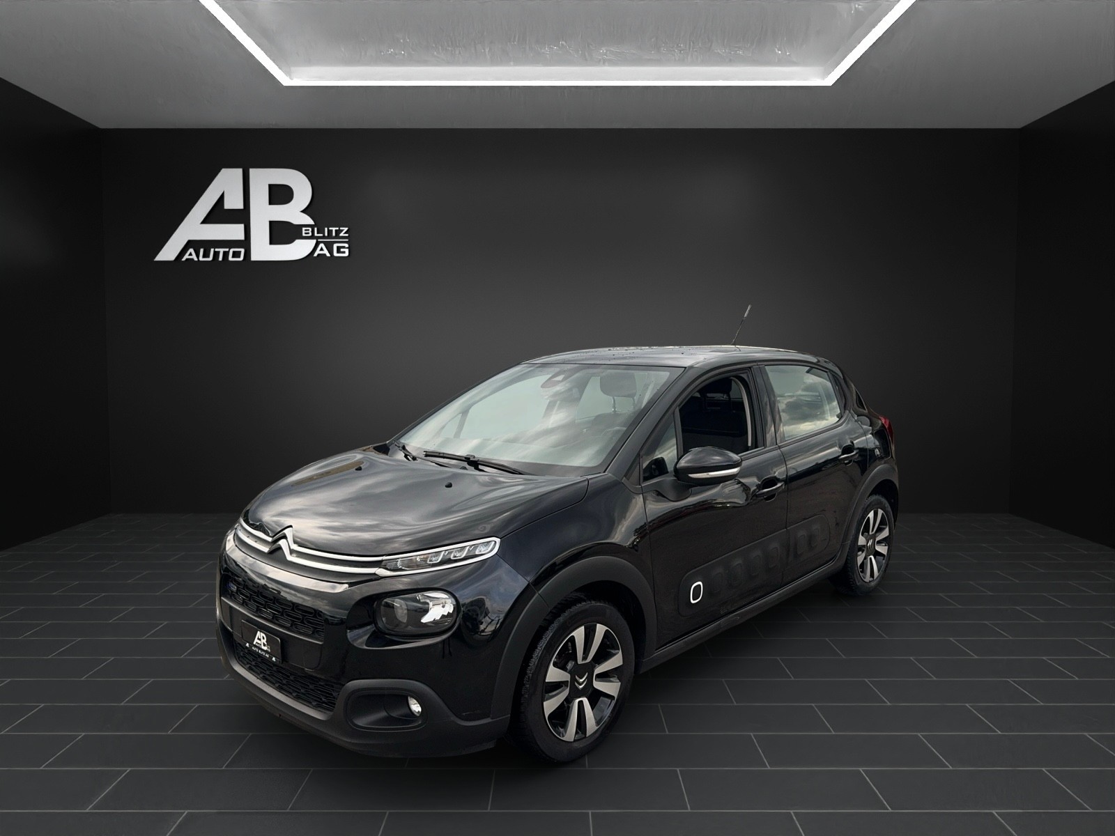 CITROEN C3 1.2i PureTech Shine EAT