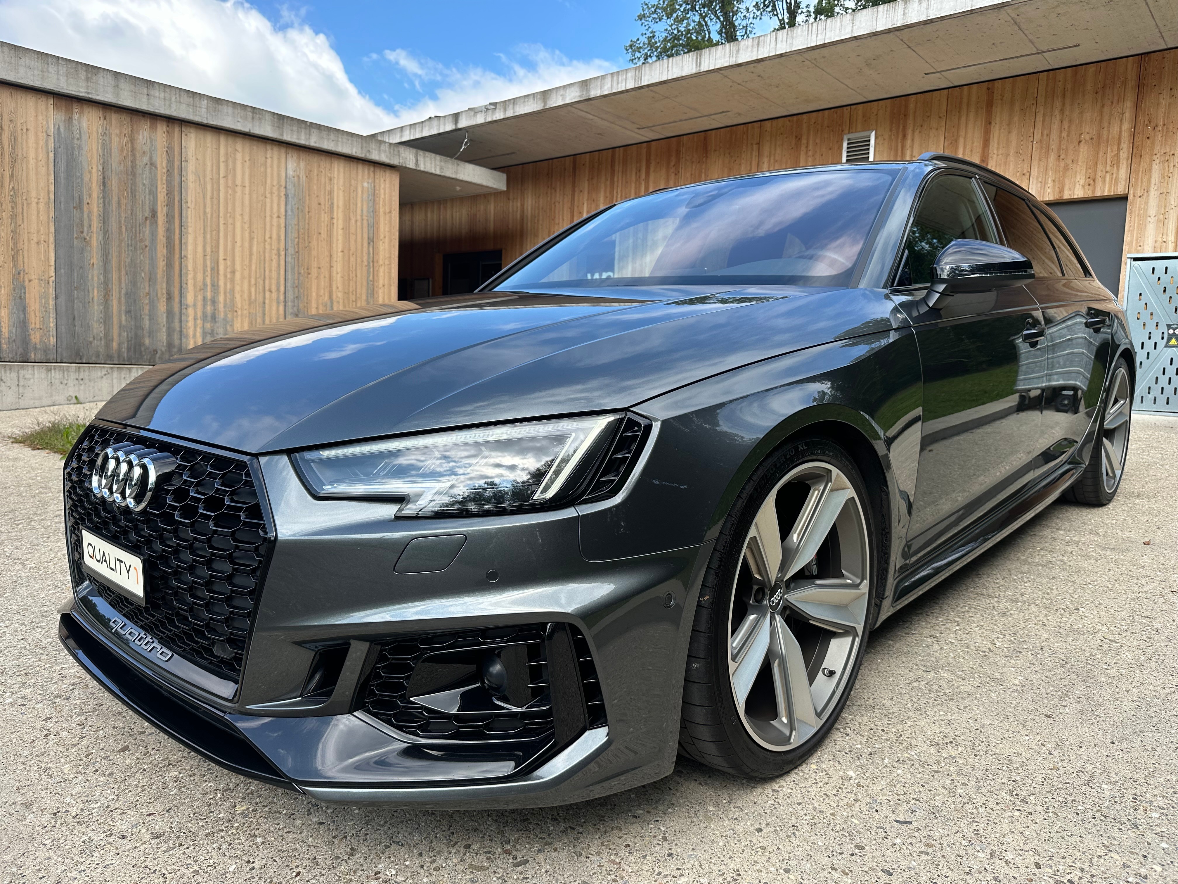 AUDI RS4 Avant 2.9 TFSI quattro tiptronic