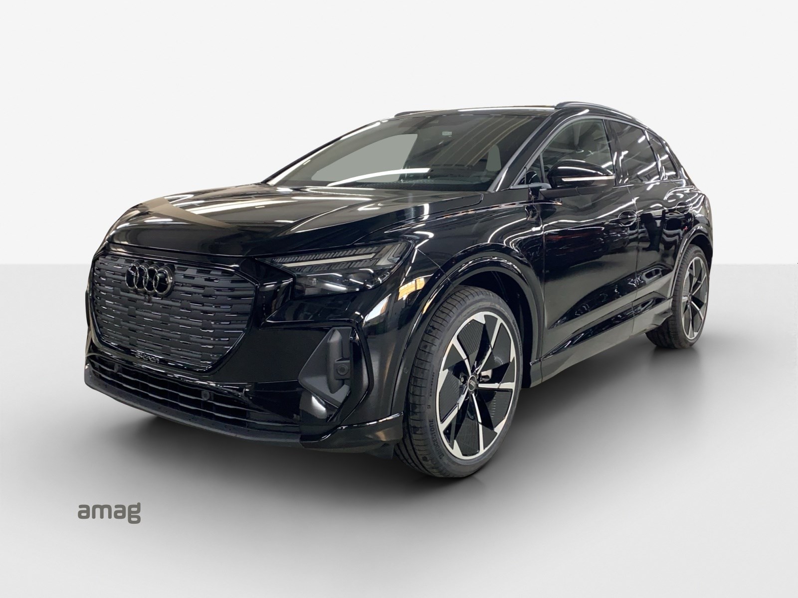 AUDI Q4 e-tron 45 Attraction quattro