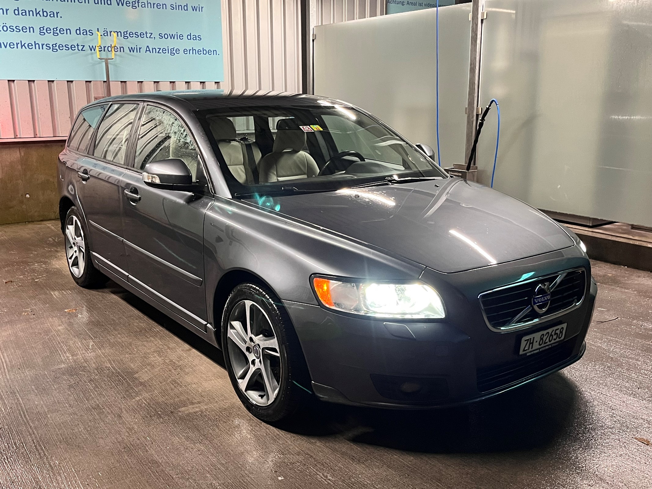 VOLVO V50 D3 Business Pro Edition