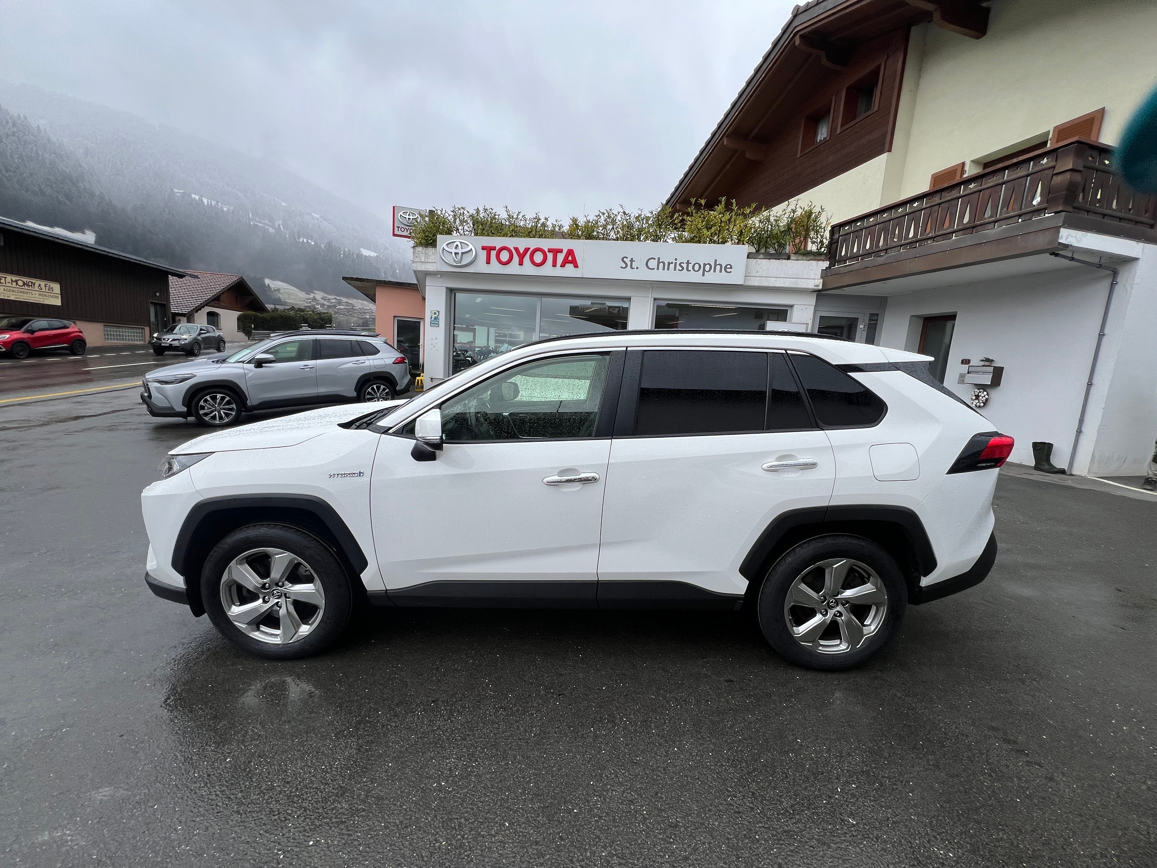 TOYOTA RAV-4 2.5 HSD Premium e-CVT 4WD