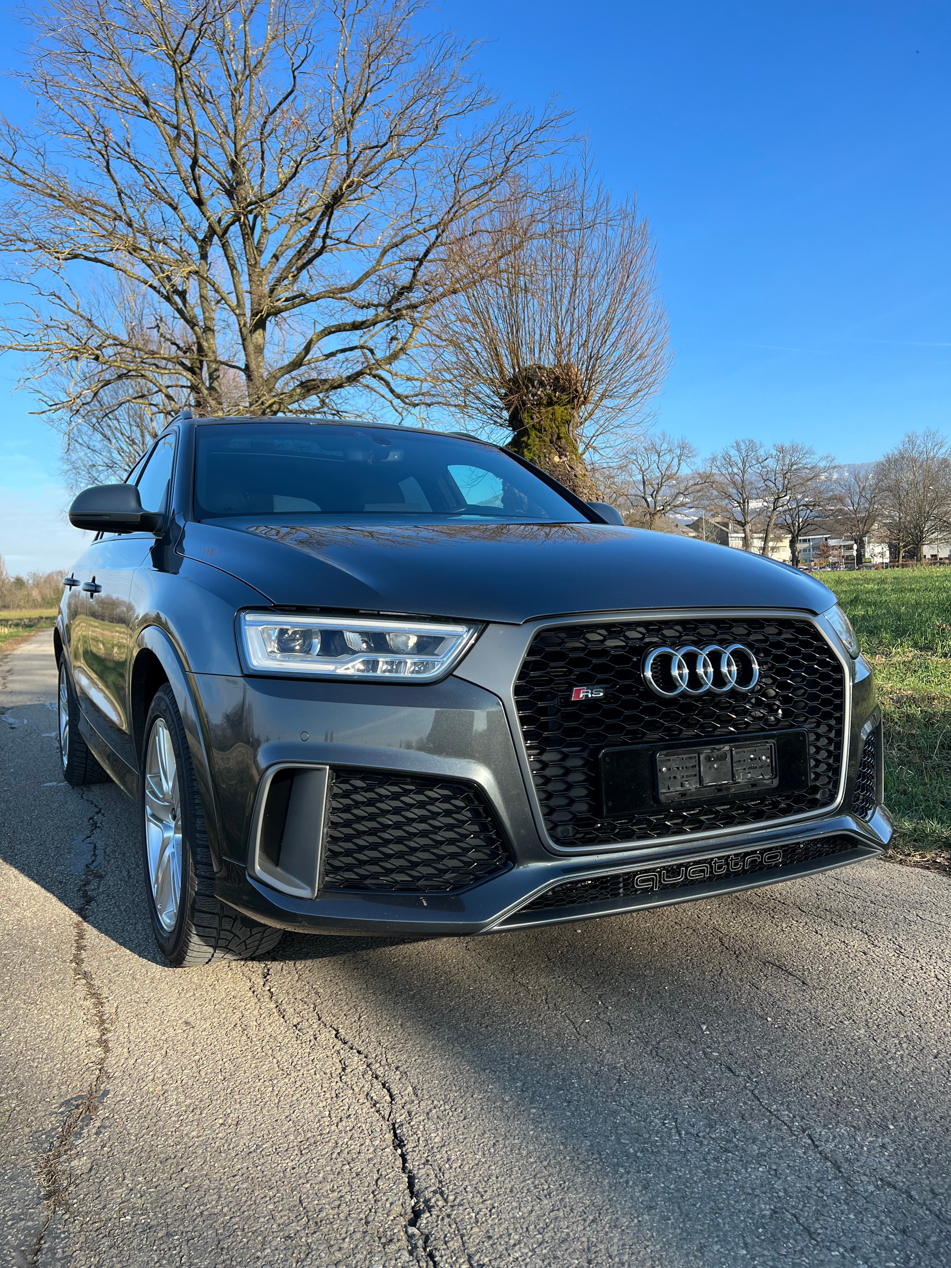 AUDI RS Q3 2.5 TFSI performance quattro S-tronic