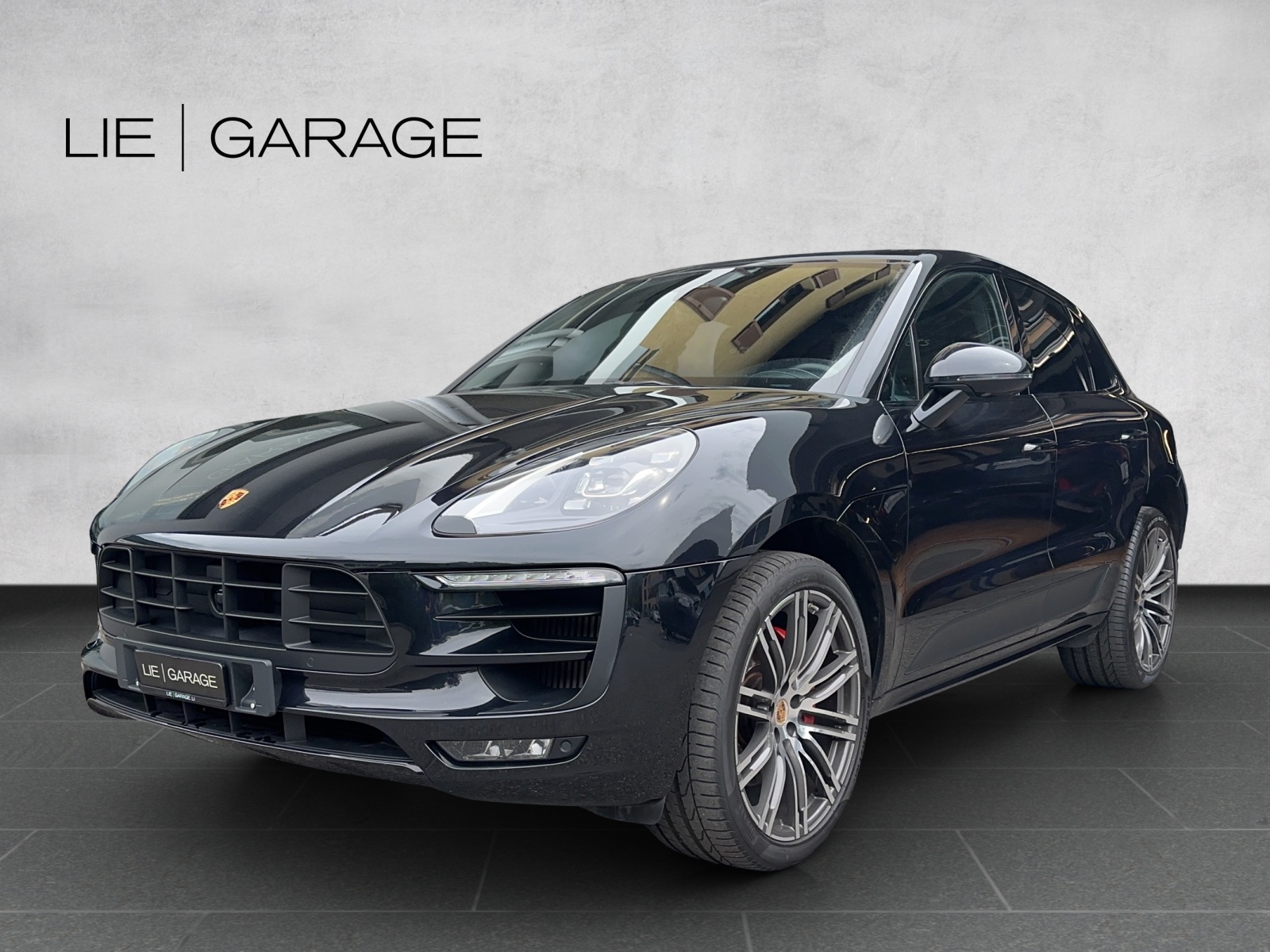 PORSCHE Macan GTS PDK