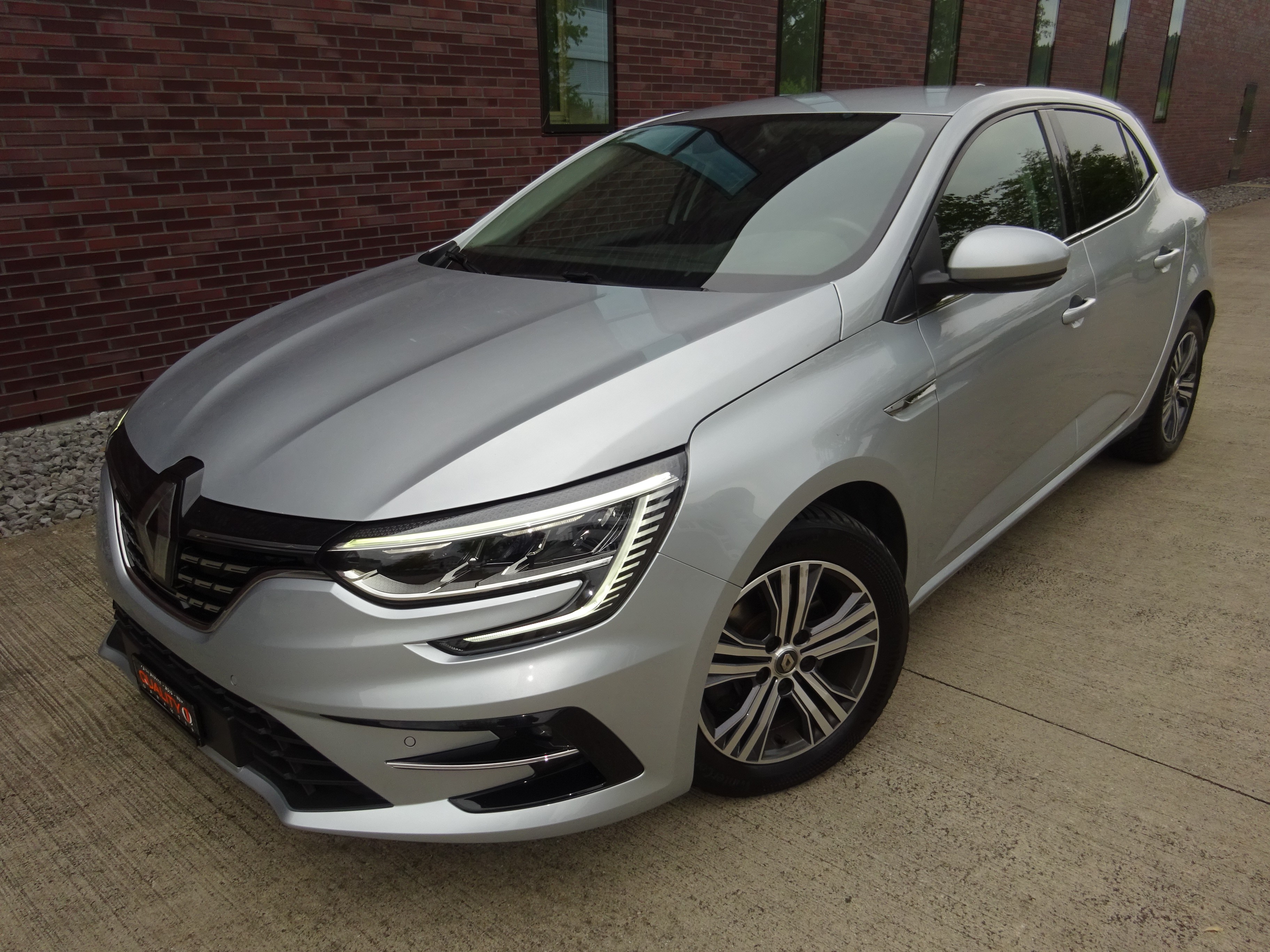 RENAULT Mégane Berline 1.3 16V Intens EDC