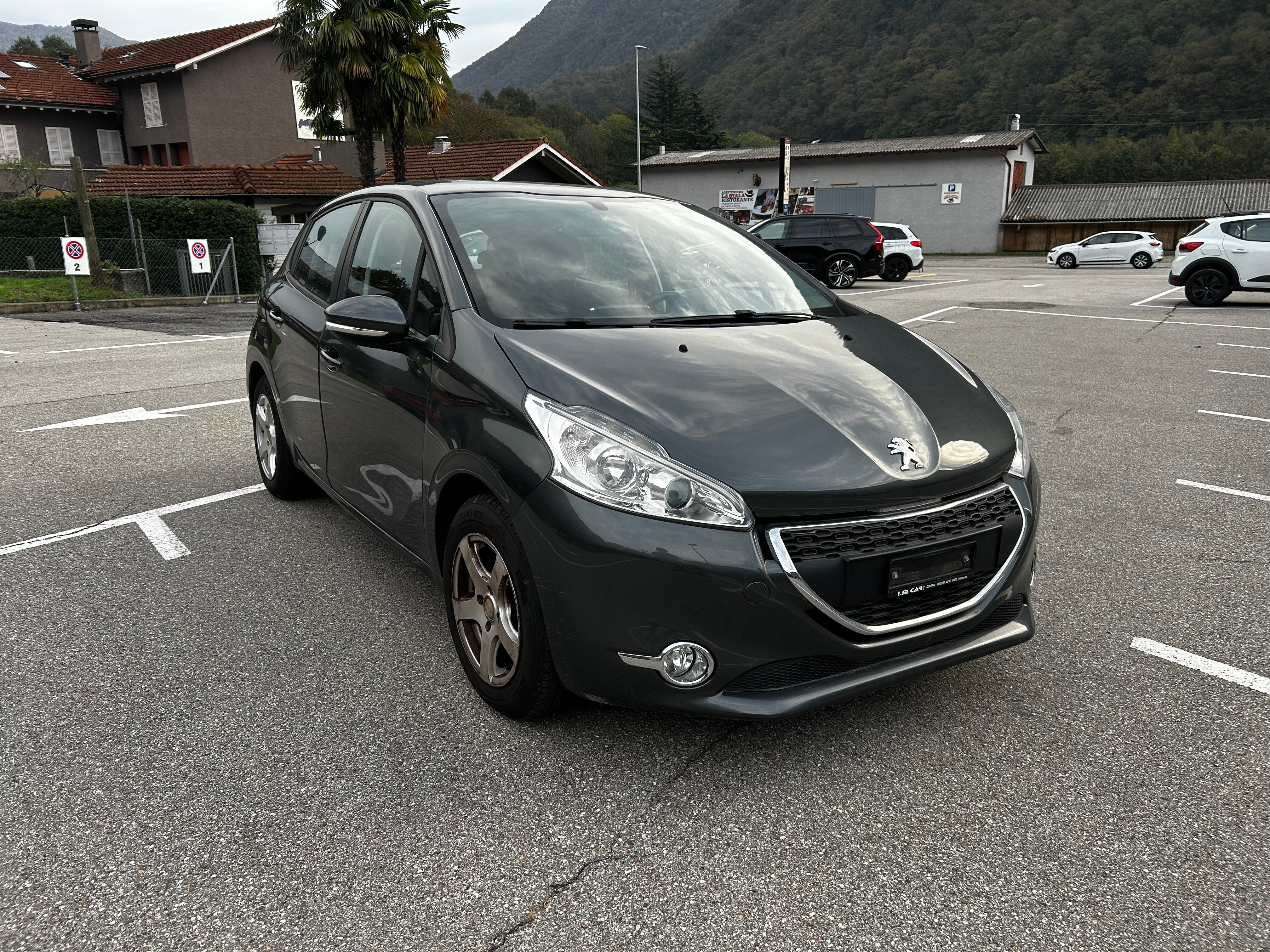 PEUGEOT 208 1.2 VTI Active