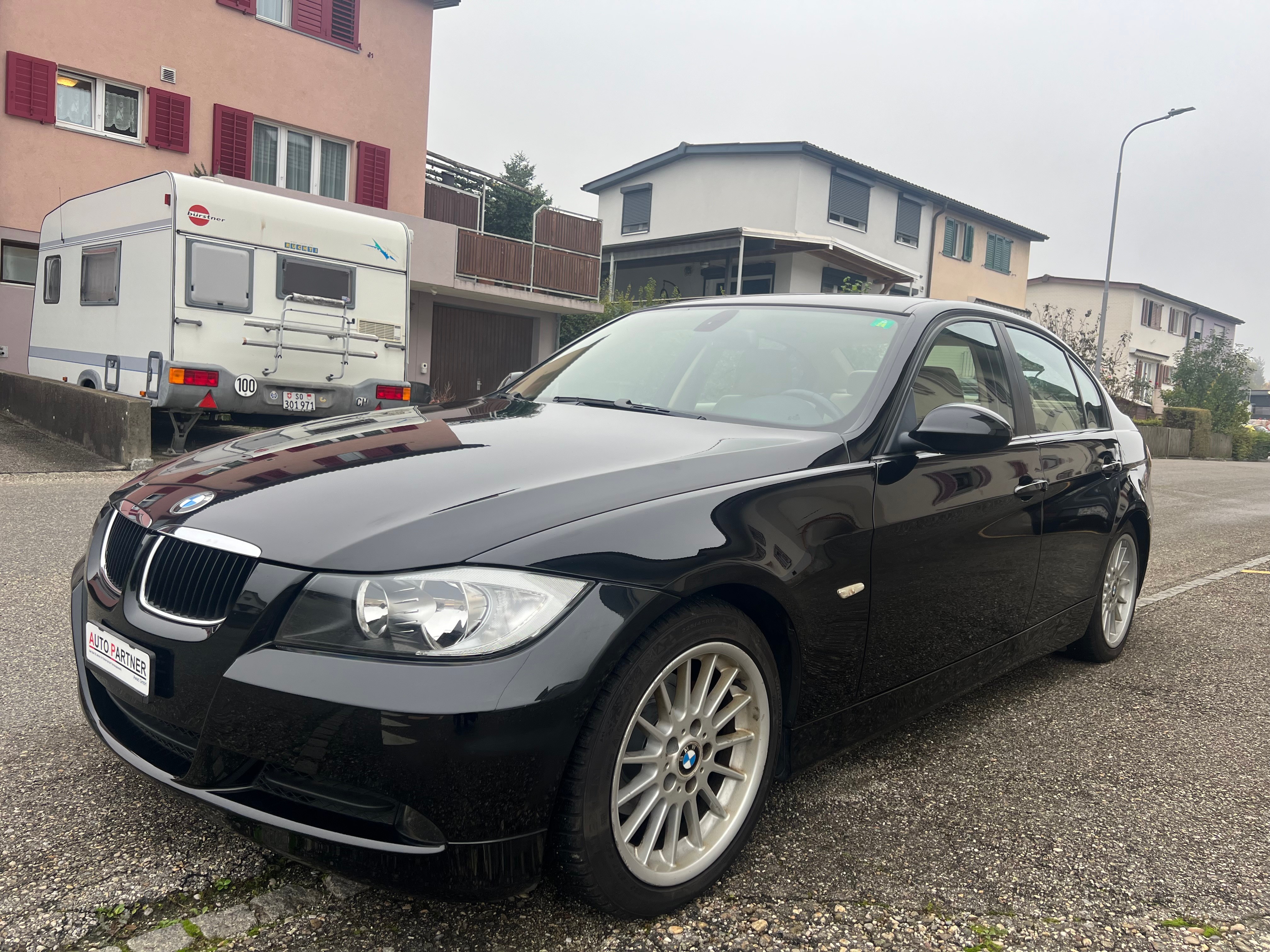 BMW 320i