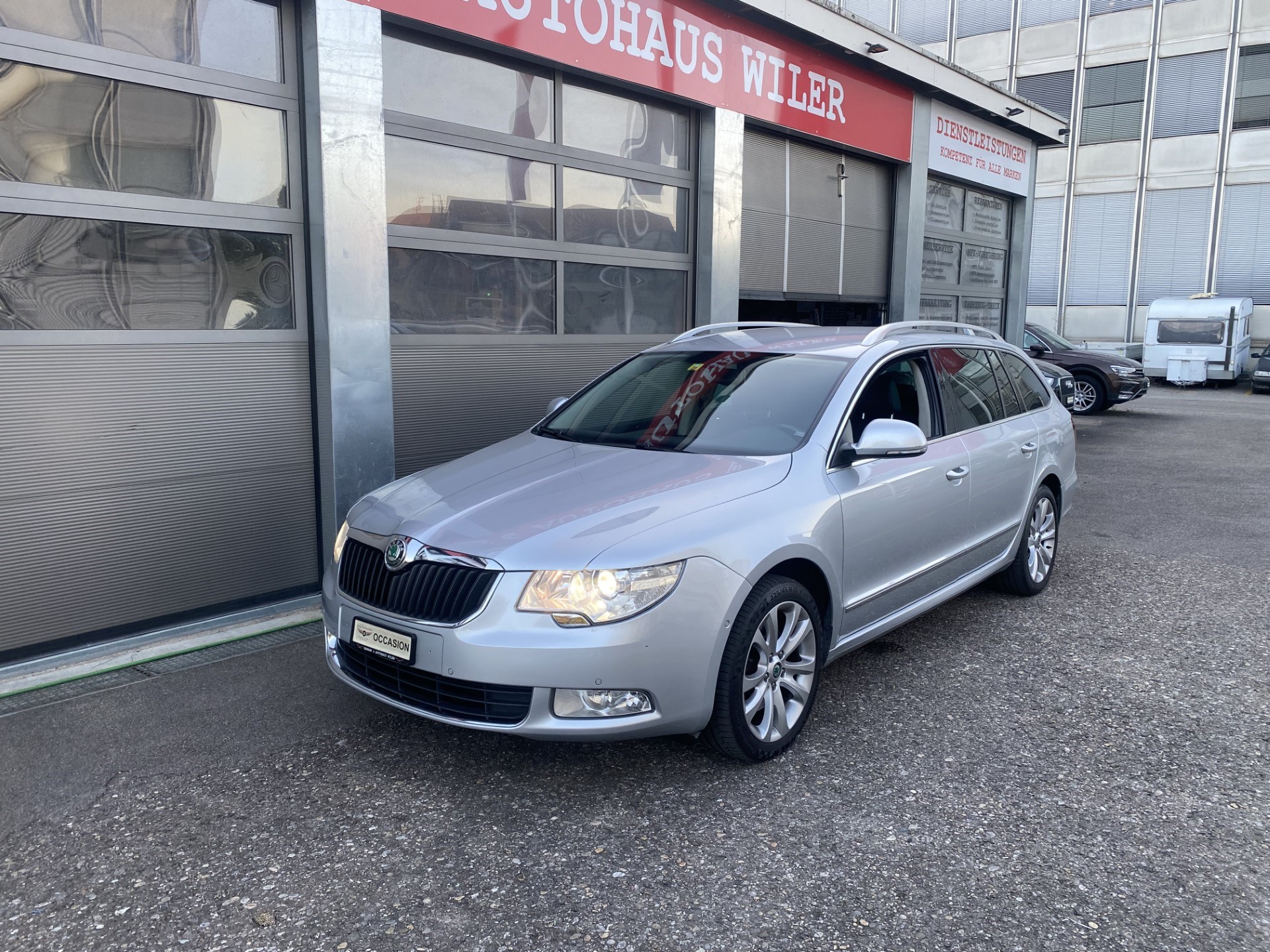 SKODA Superb Combi 2.0 TDi Ambition DSG