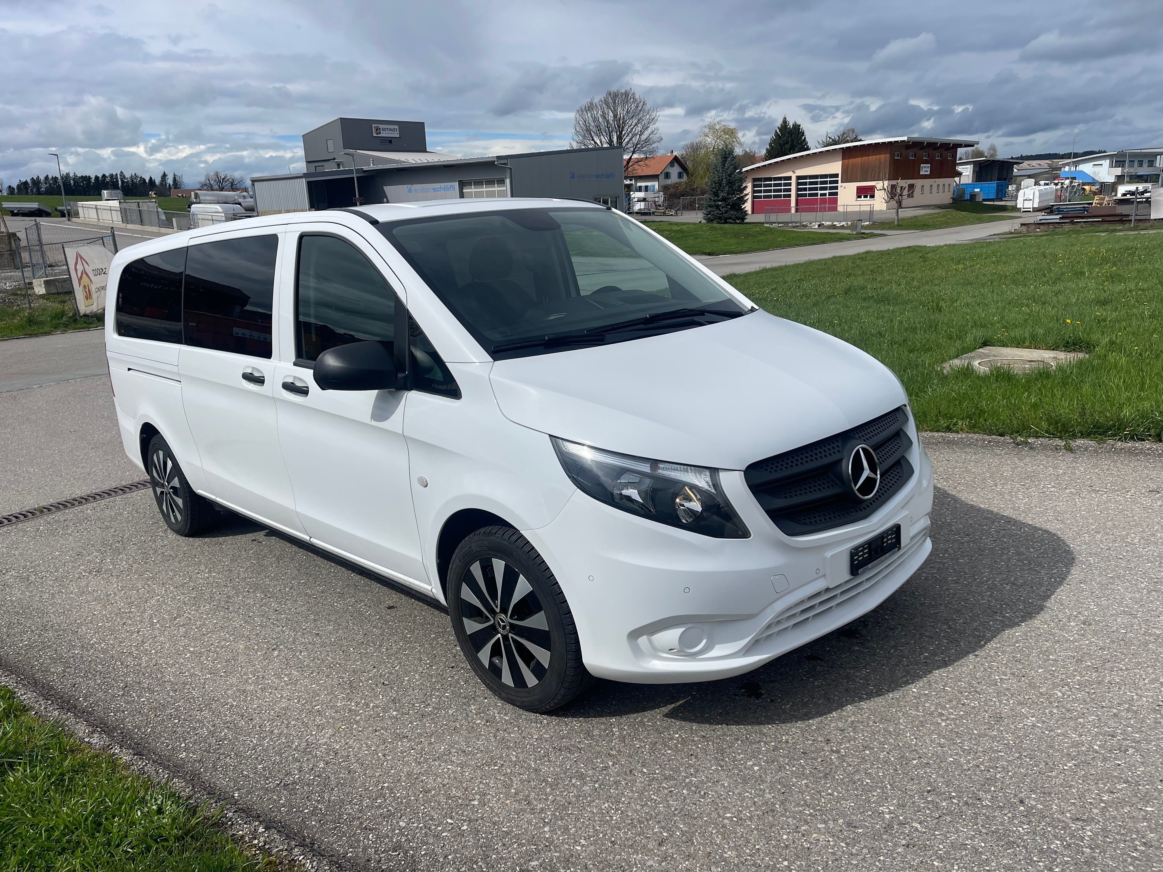 MERCEDES-BENZ Vito 114 CDI Extralang Pro Tourer 4Matic9G-Tronic