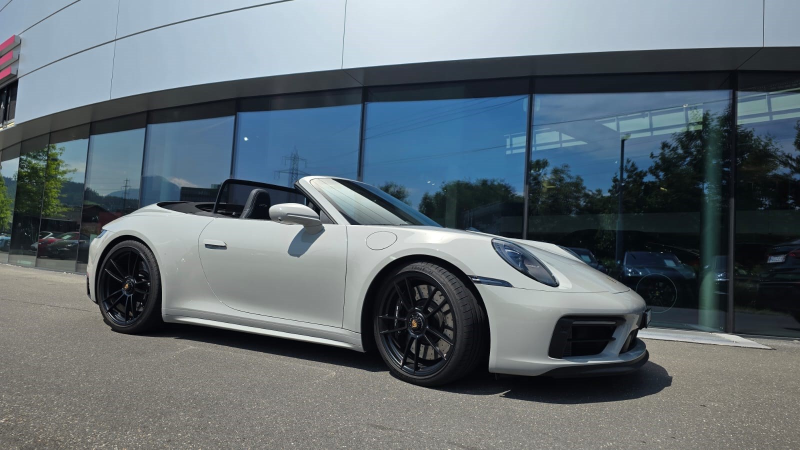 PORSCHE 911 Carrera 4 GTS Cabriolet PDK