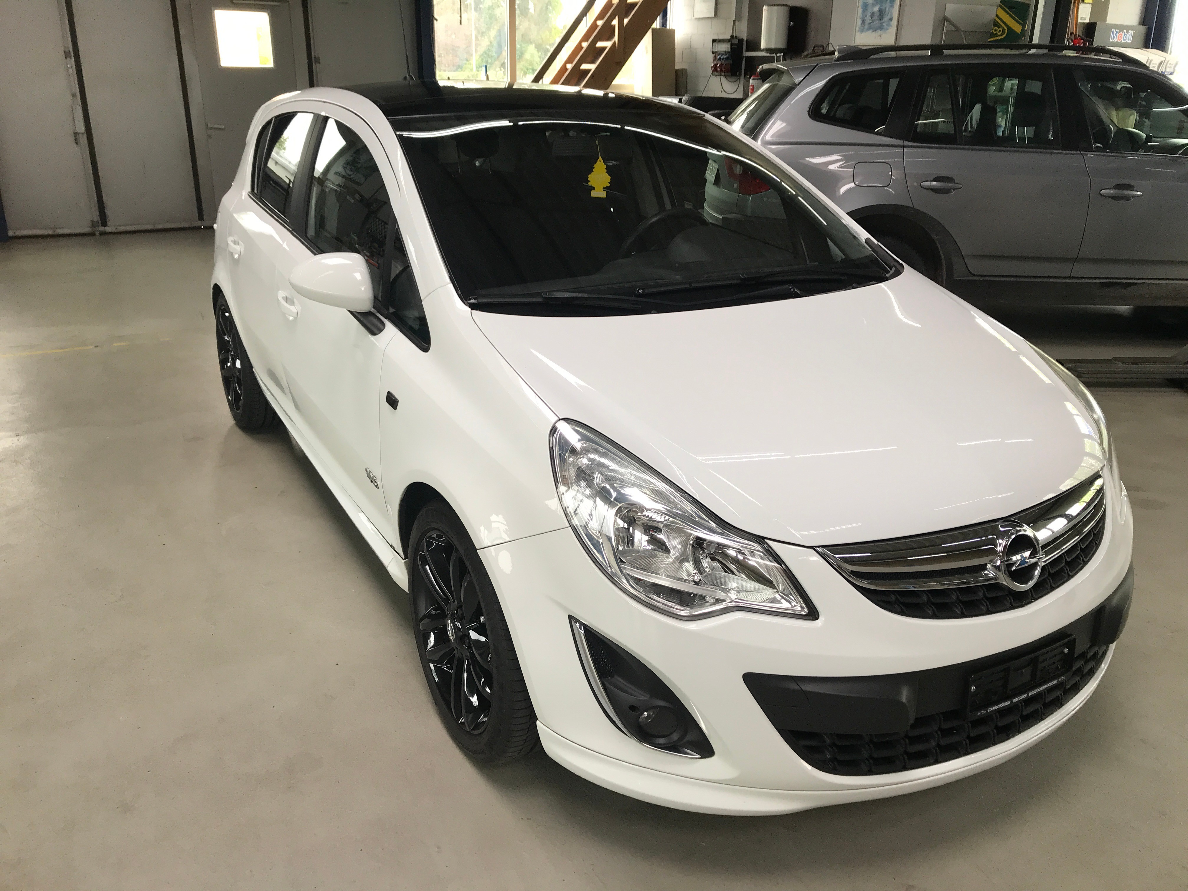 OPEL Corsa 1.6 Turbo GSi