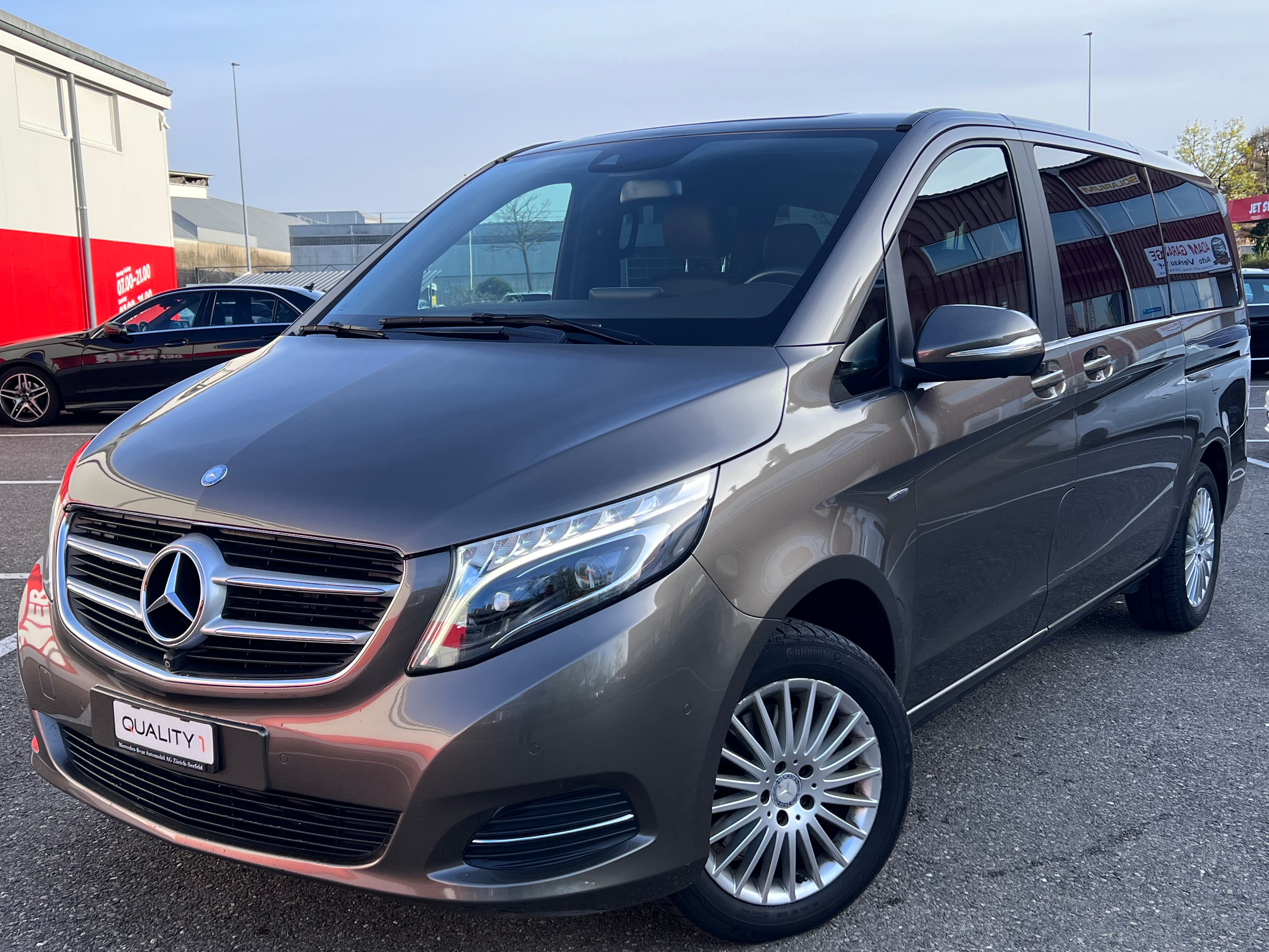 MERCEDES-BENZ V 220 d lang 4Matic 7G-Tronic