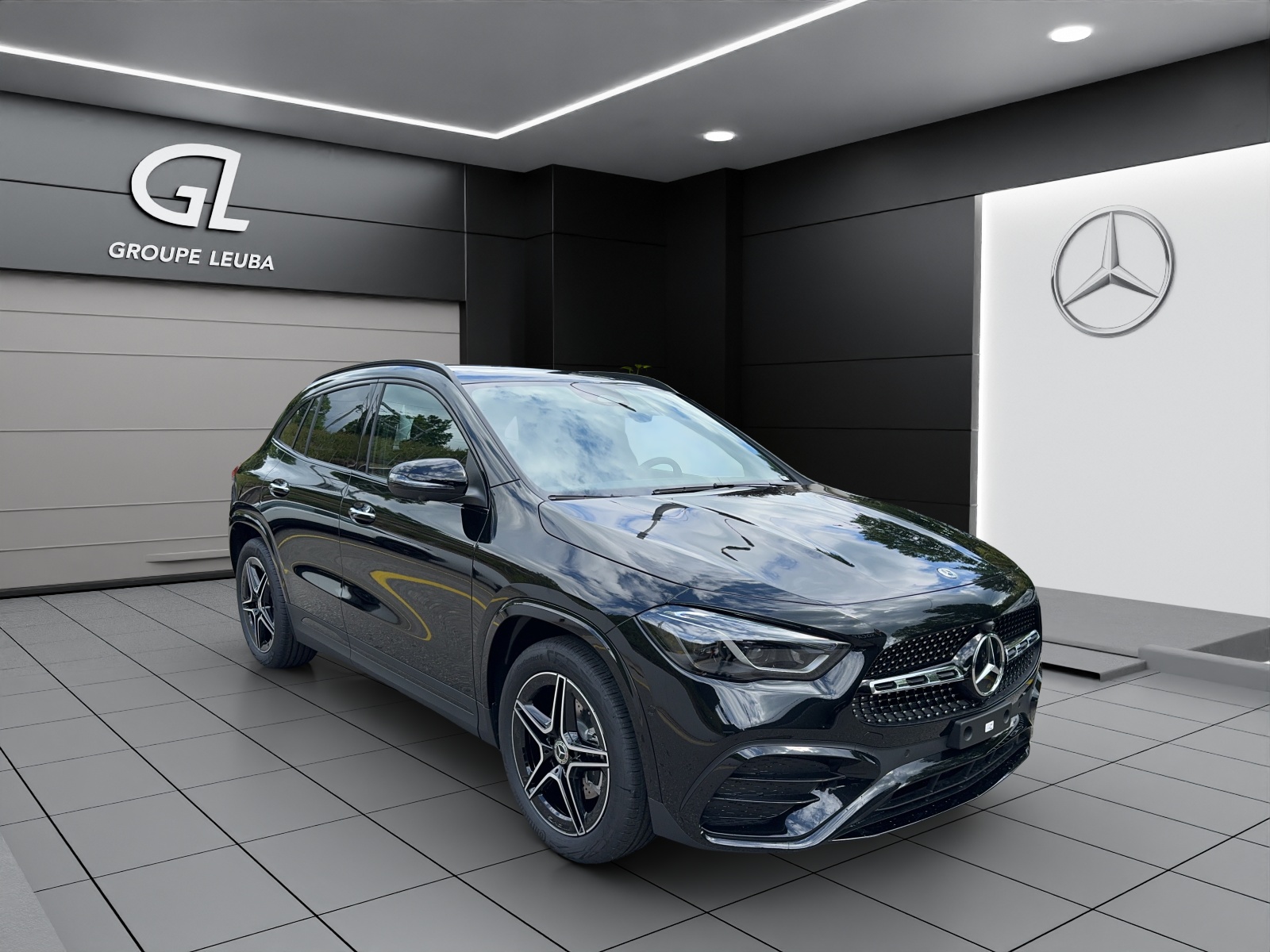 MERCEDES-BENZ GLA 200 7G-DCT