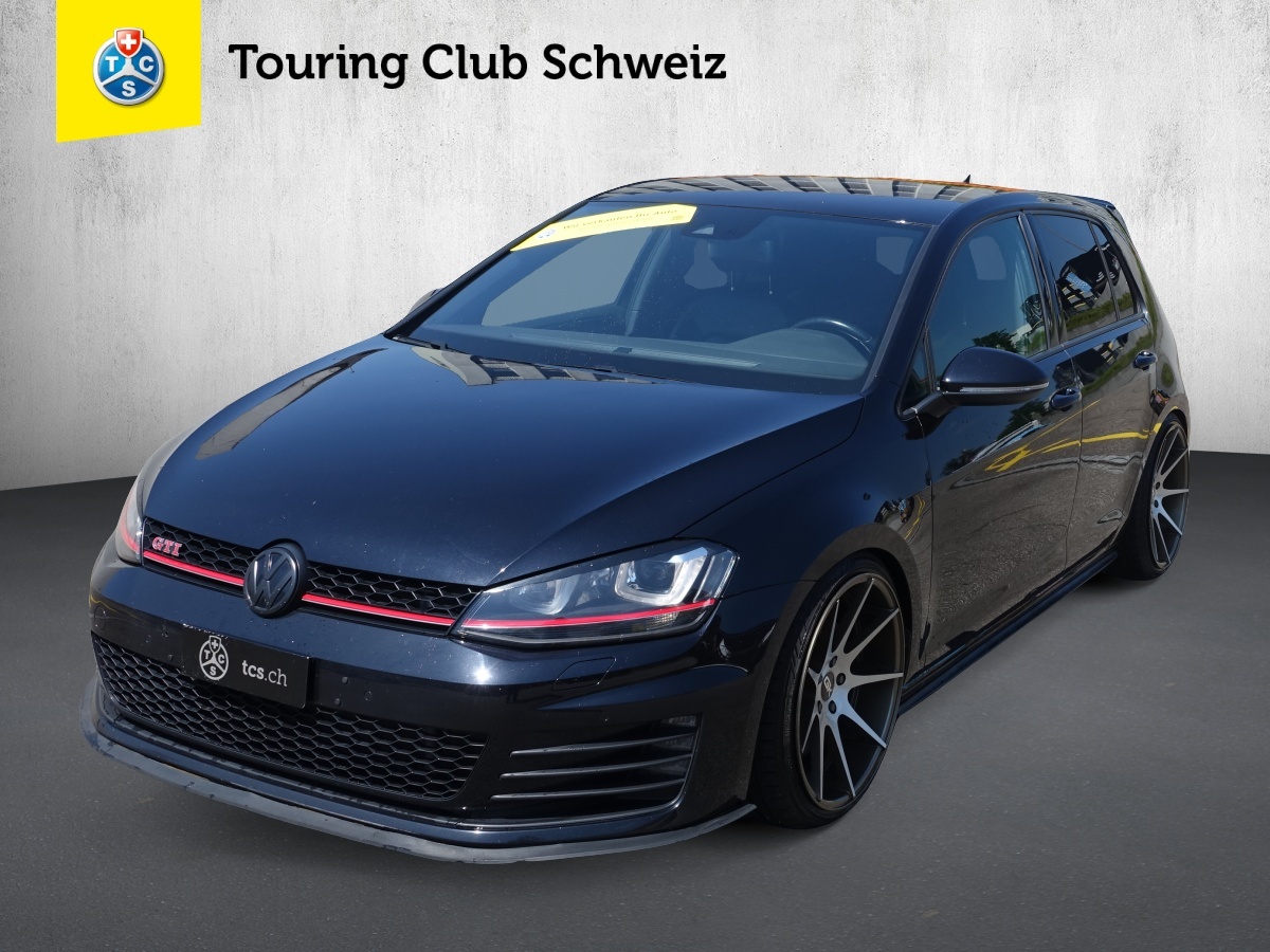 VW Golf 2.0 TSI GTI Performance