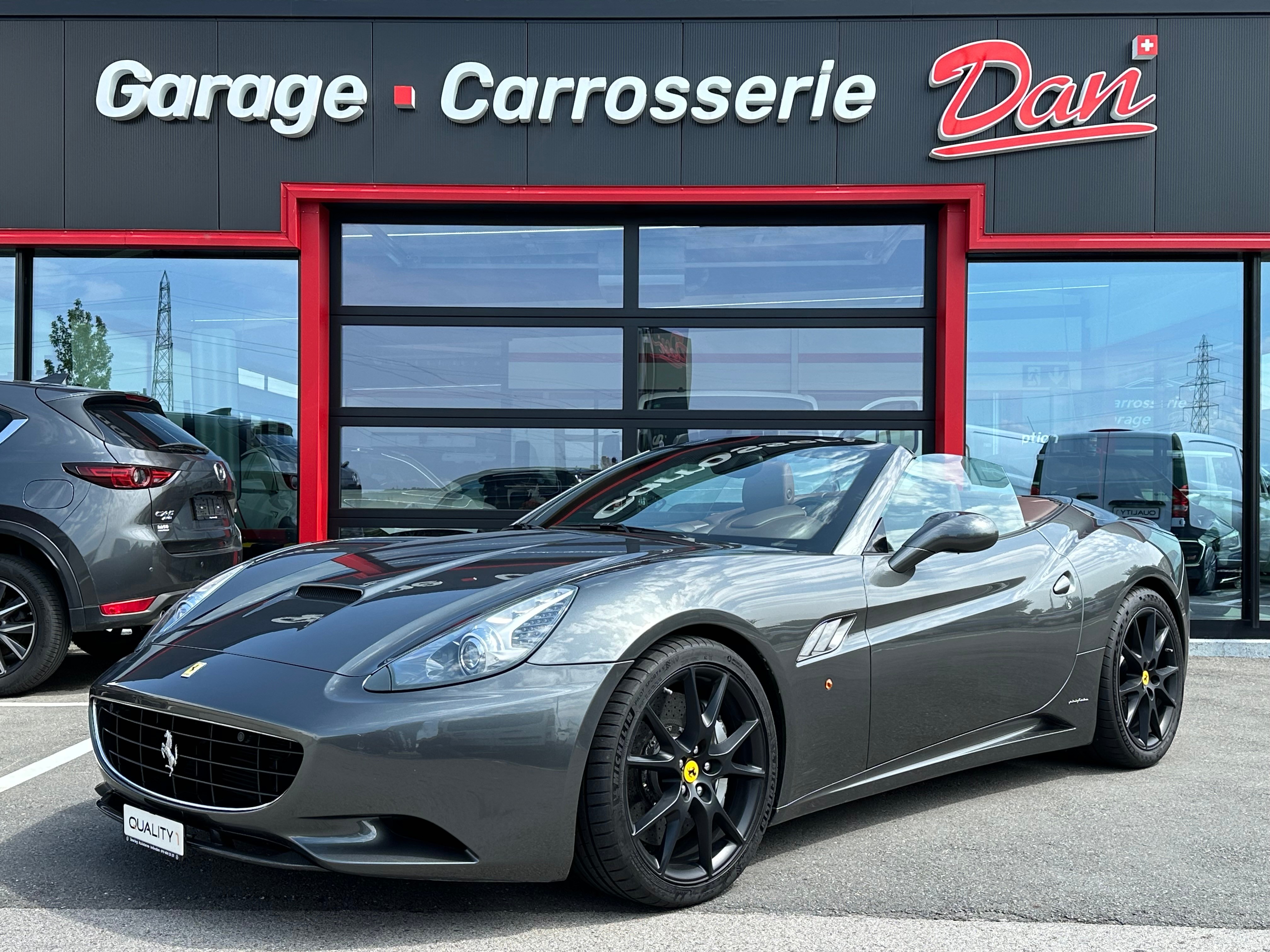 FERRARI California 4.3 V8