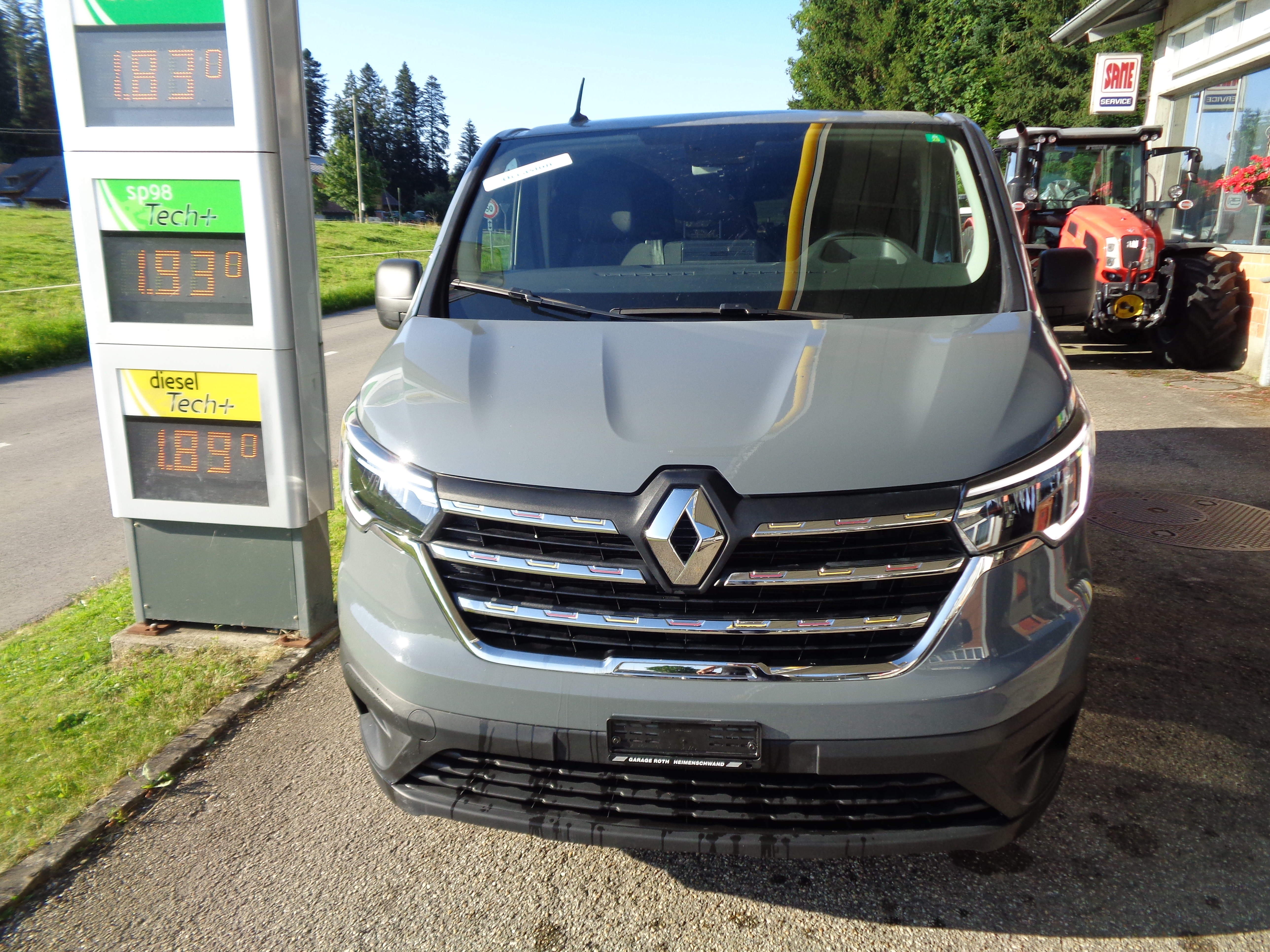 RENAULT Trafic Blue dCi 110 Passenger Life