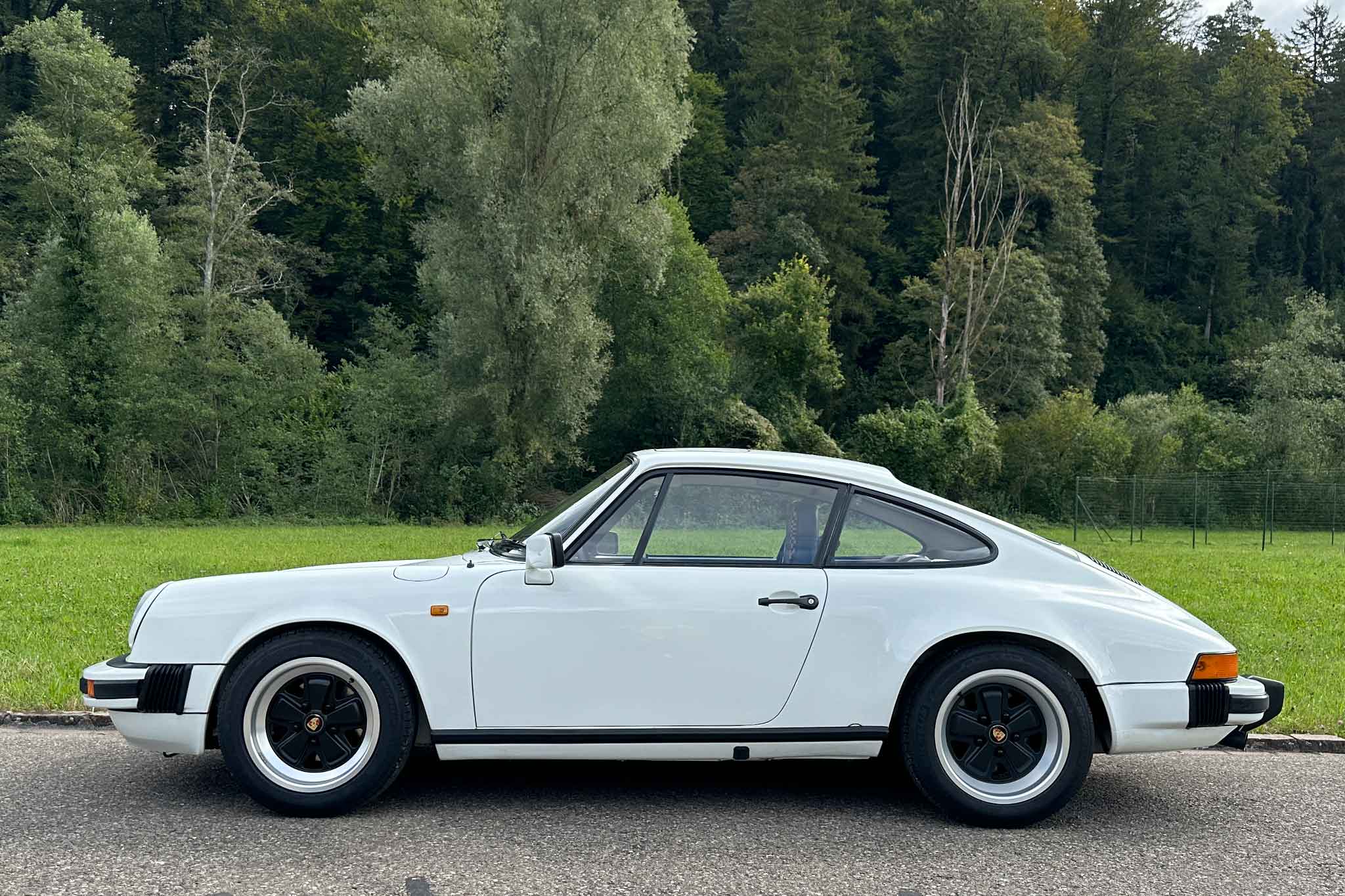 PORSCHE 911 SC