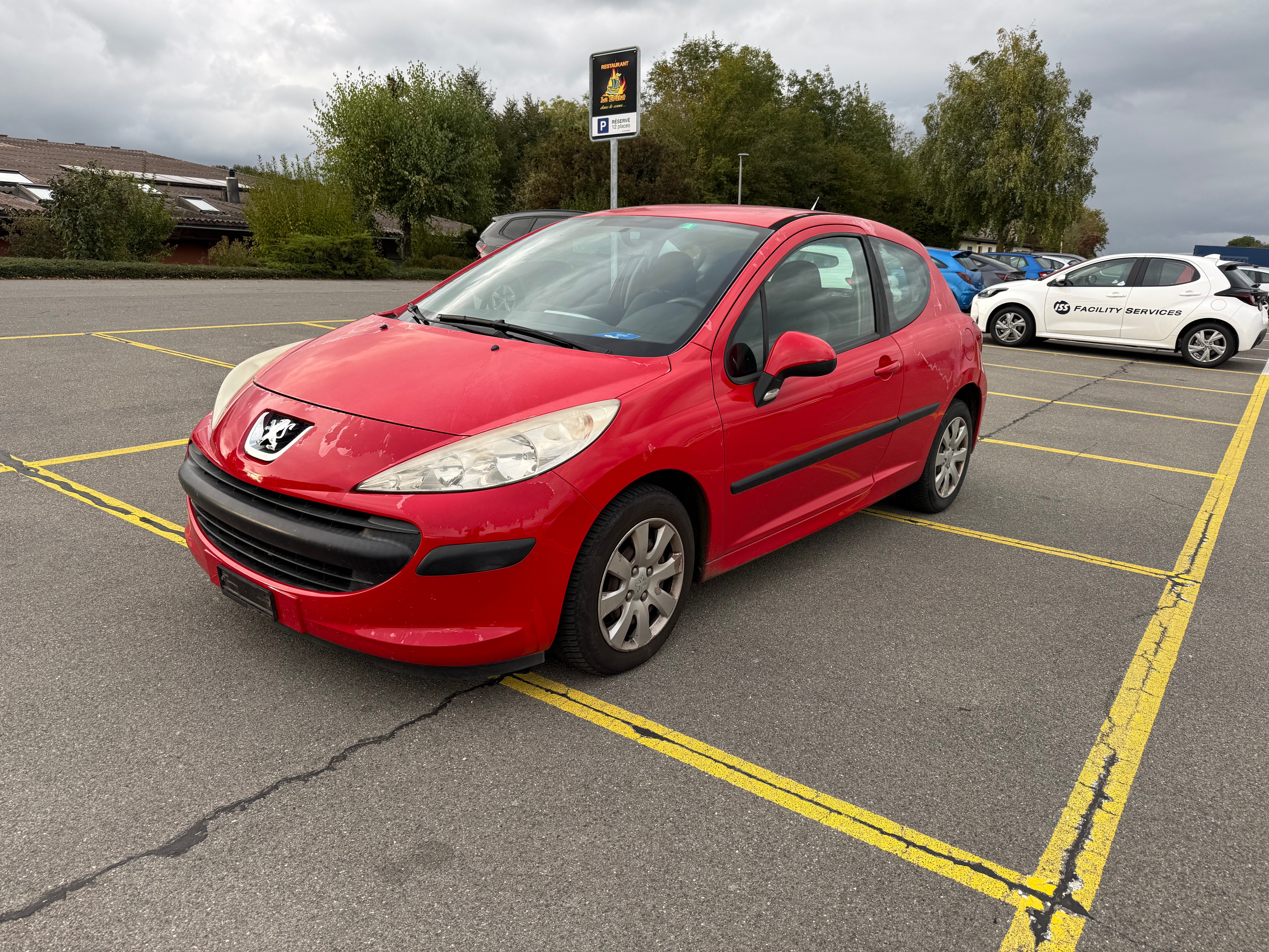 PEUGEOT 207 1.4 16V Trendy