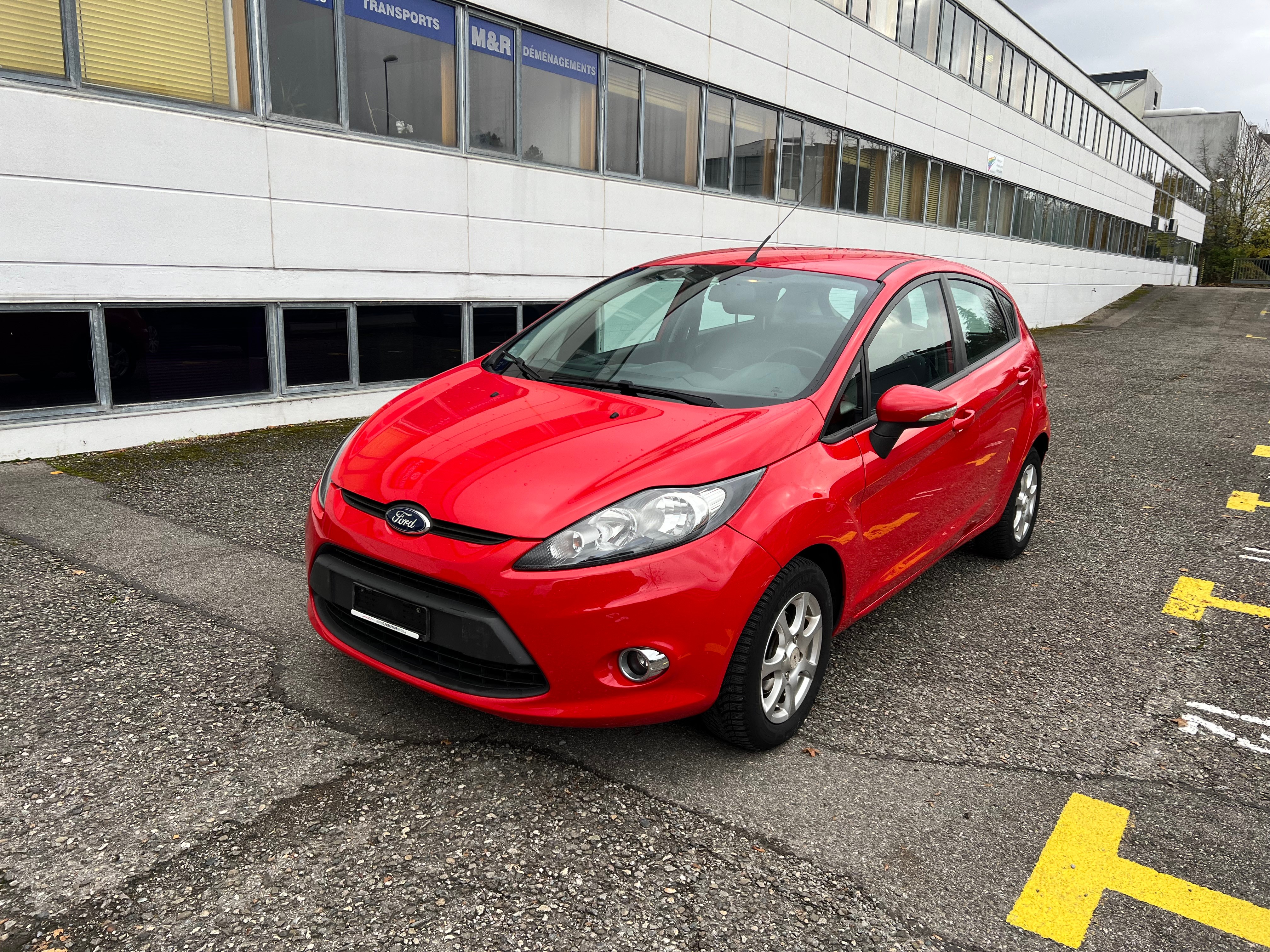 FORD Fiesta 1.4 16V Titanium Automatic