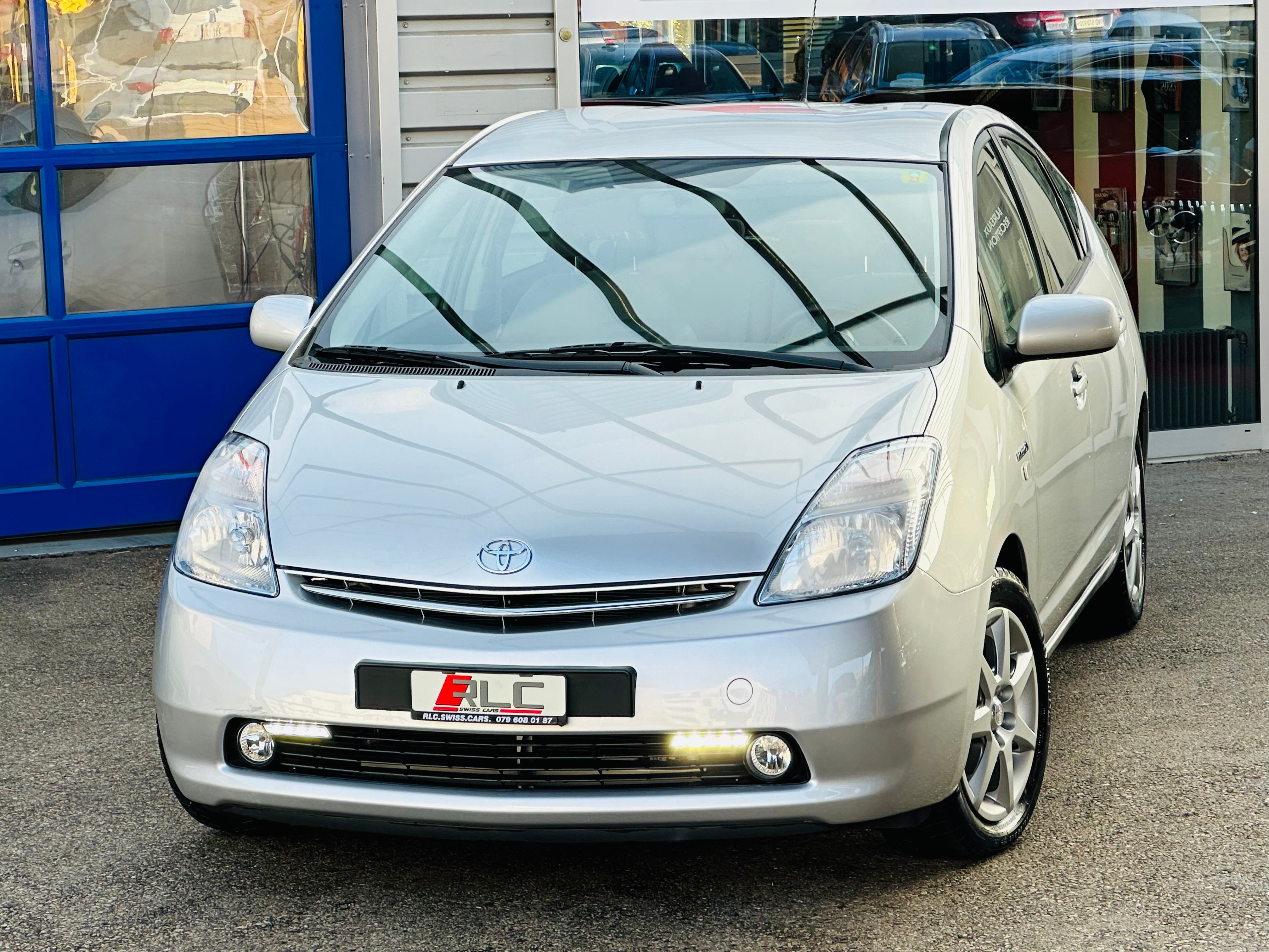 TOYOTA Prius 1.5 16V Hybrid