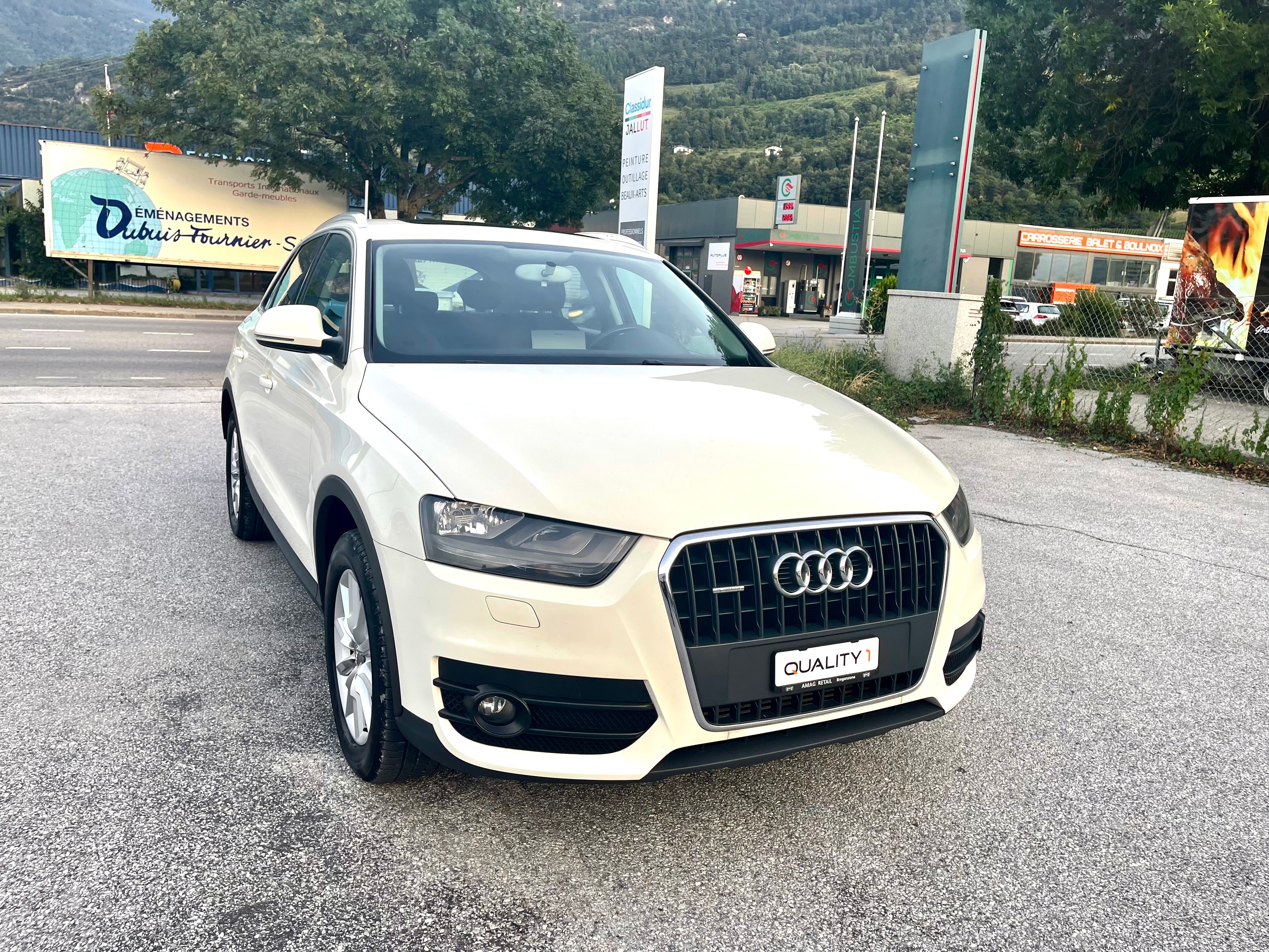 AUDI Q3 2.0 TDI quattro S-tronic