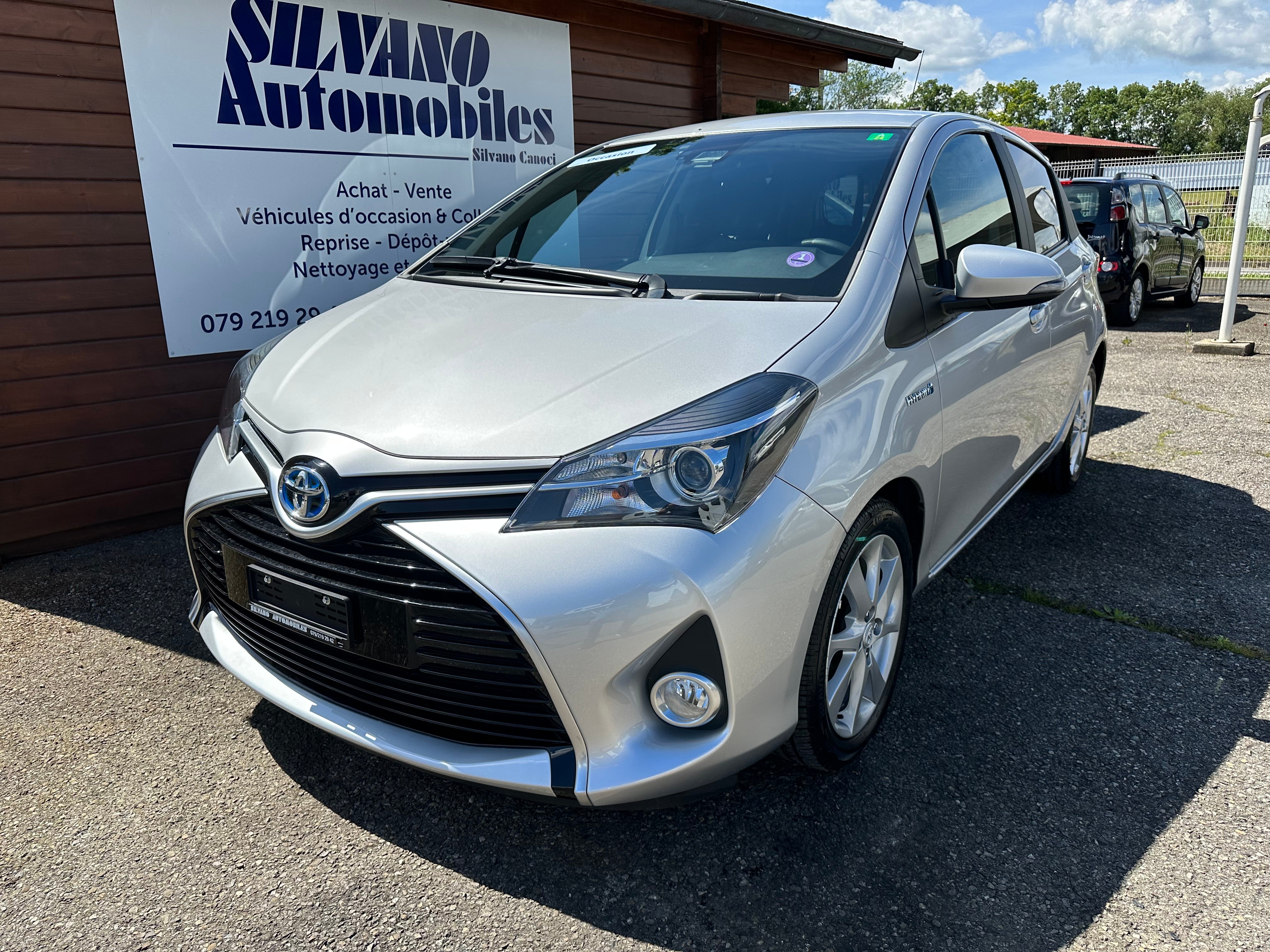 TOYOTA Yaris 1.5 VVT-i Hybrid Style e-CVT