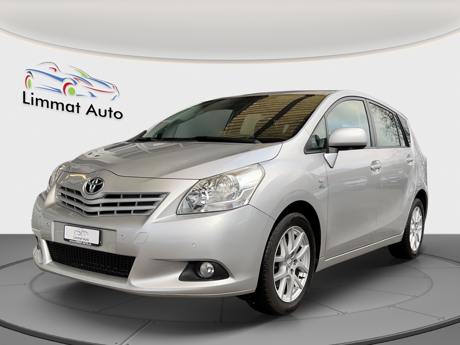 TOYOTA Verso 2.2 D-CAT Linea Sol Automatic