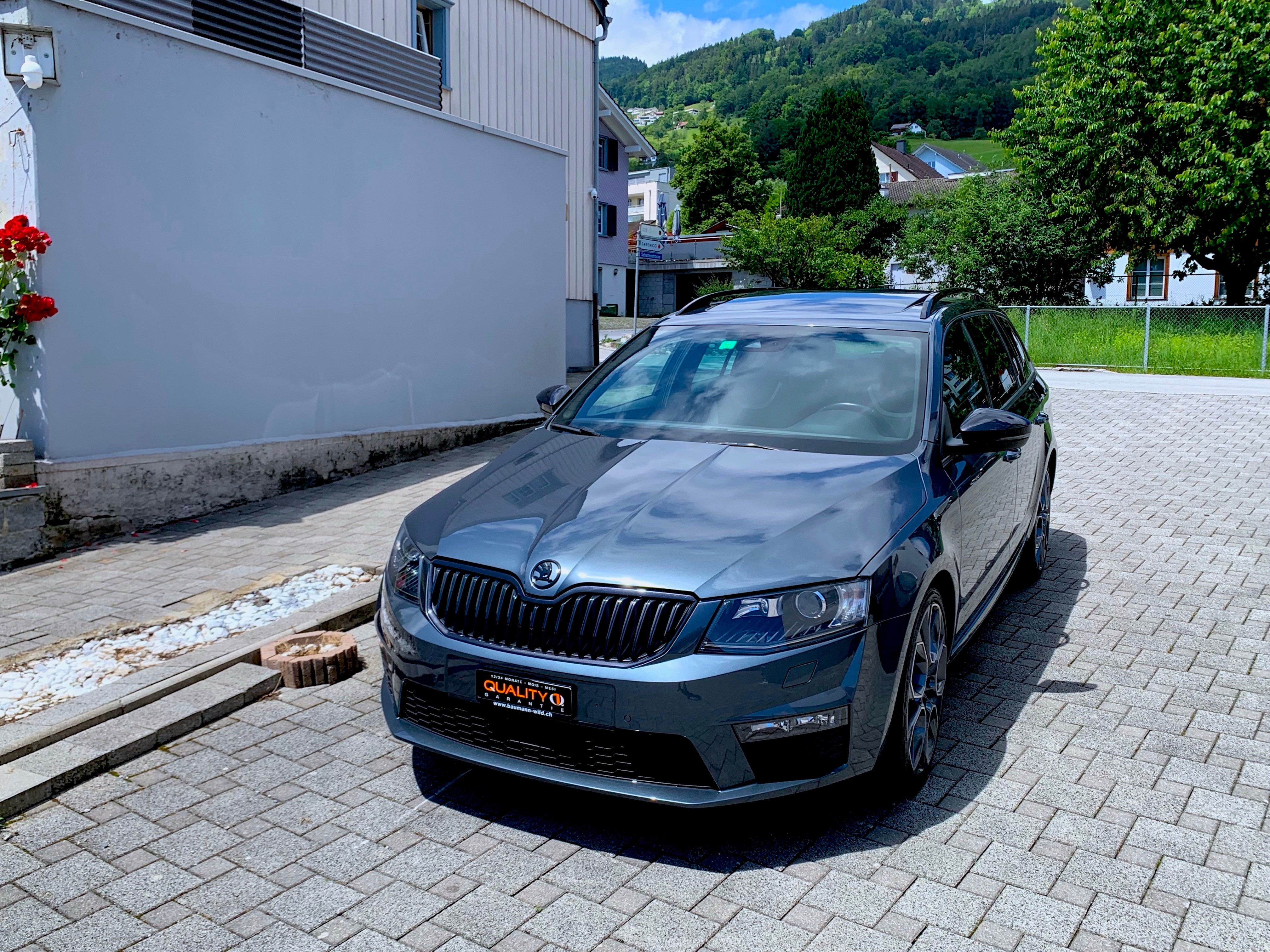 SKODA Octavia Combi 2.0 TSI RS DSG