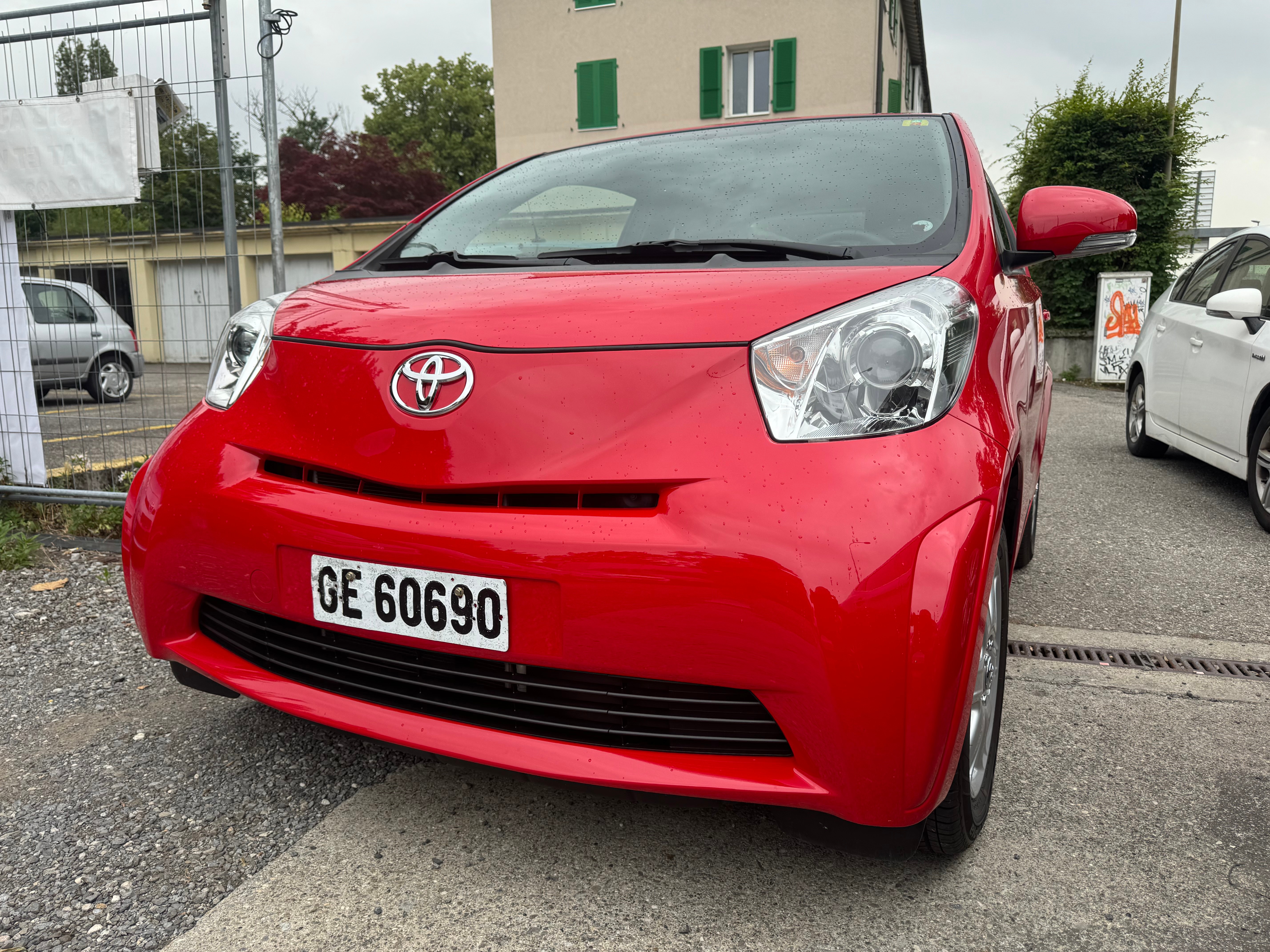 TOYOTA iQ 1.0 VVT-i Linea Luna