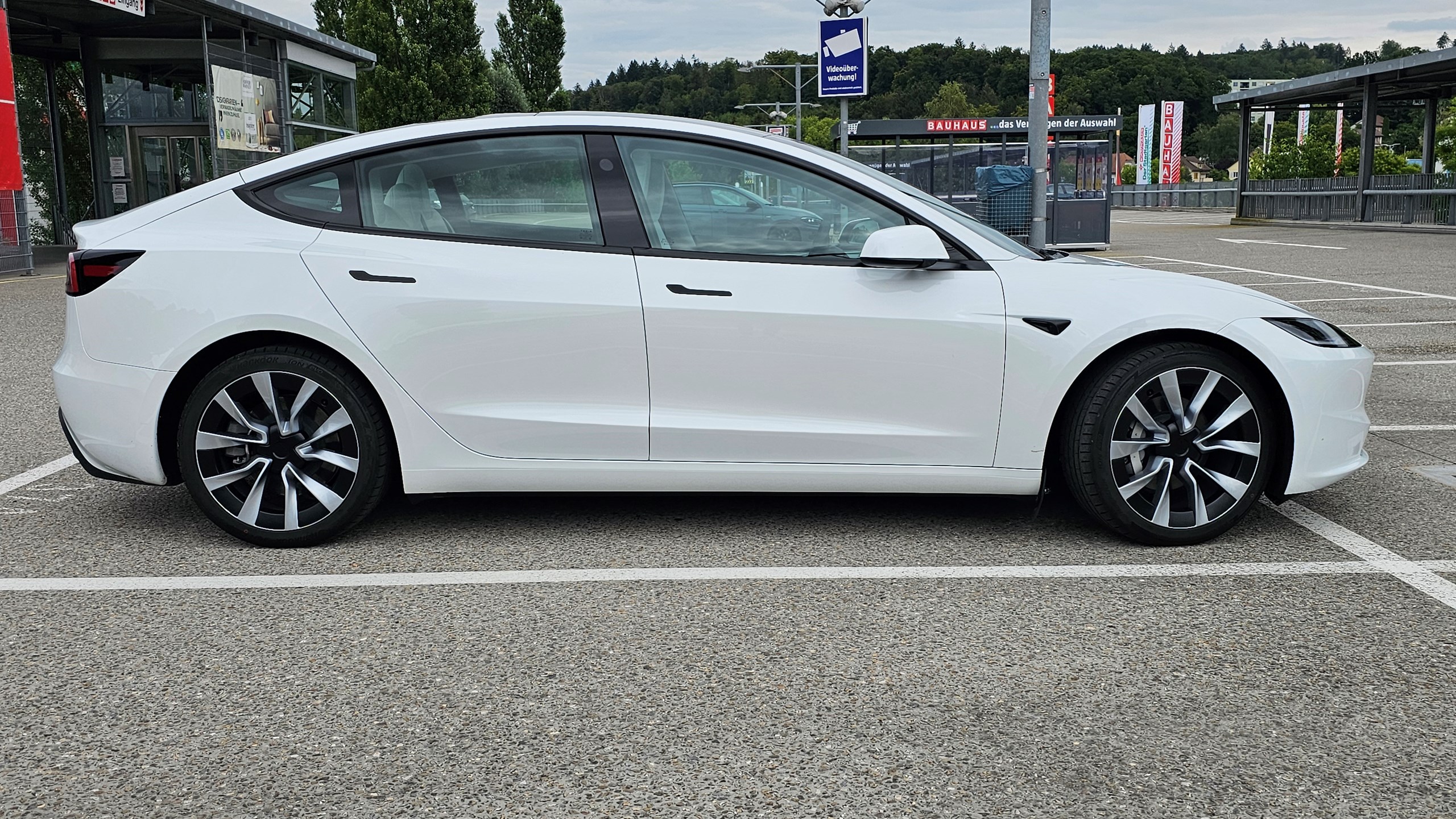 TESLA Model 3 Long Range Dual Motor AWD