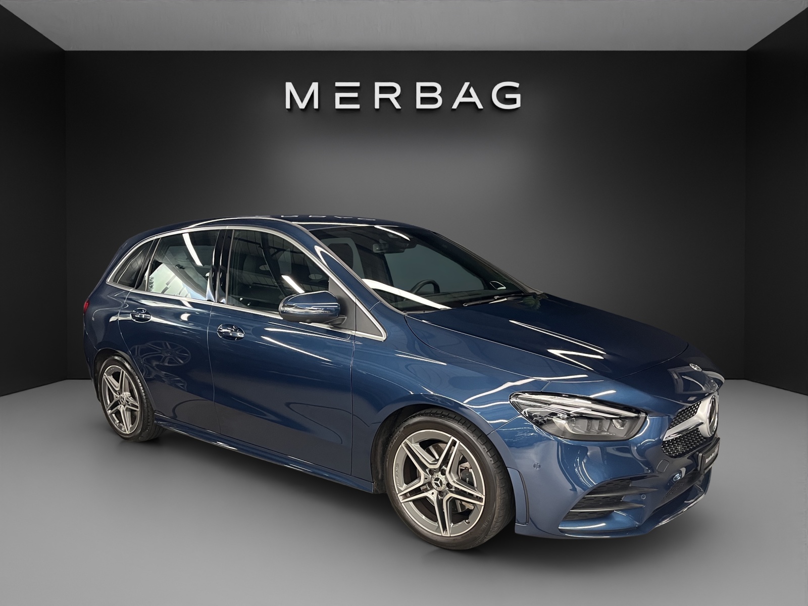 MERCEDES-BENZ B 220 4Matic AMG Line 7G-DCT