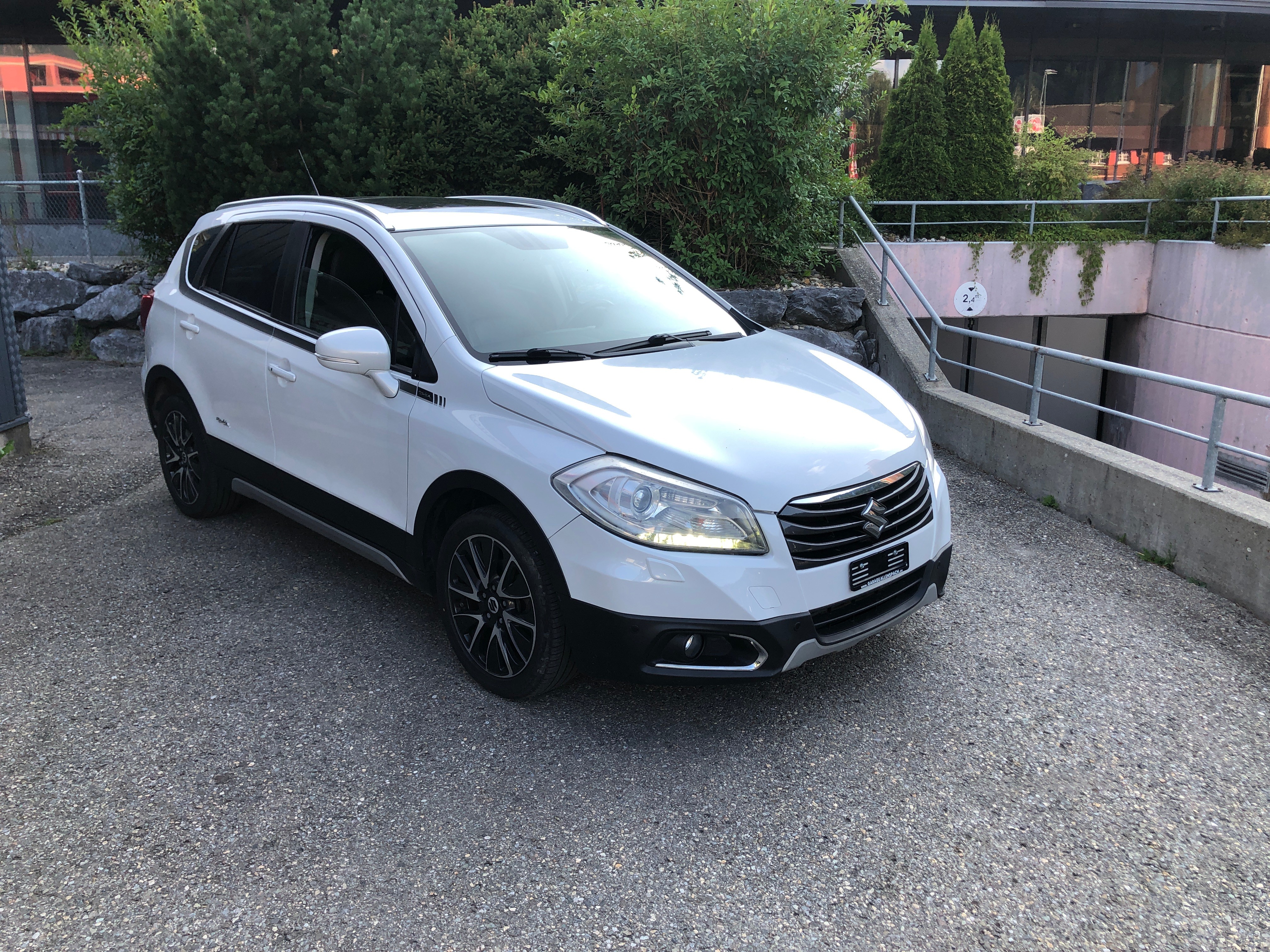 SUZUKI SX4 S-Cross 1.6 TD PizSulai Top 4WD TCSS