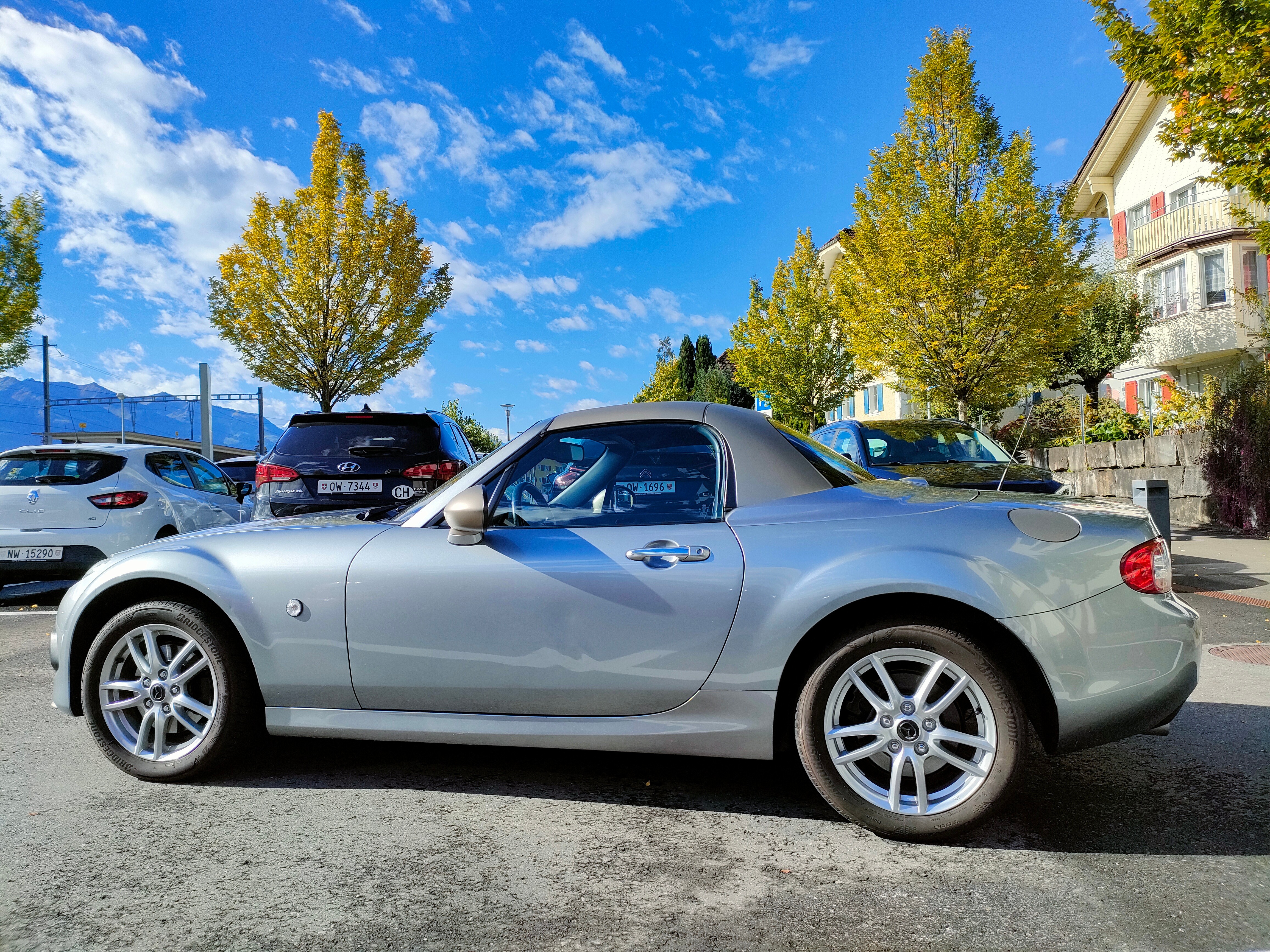 MAZDA MX-5 Roadster-Cabrio 1.8i 16V Exclusive