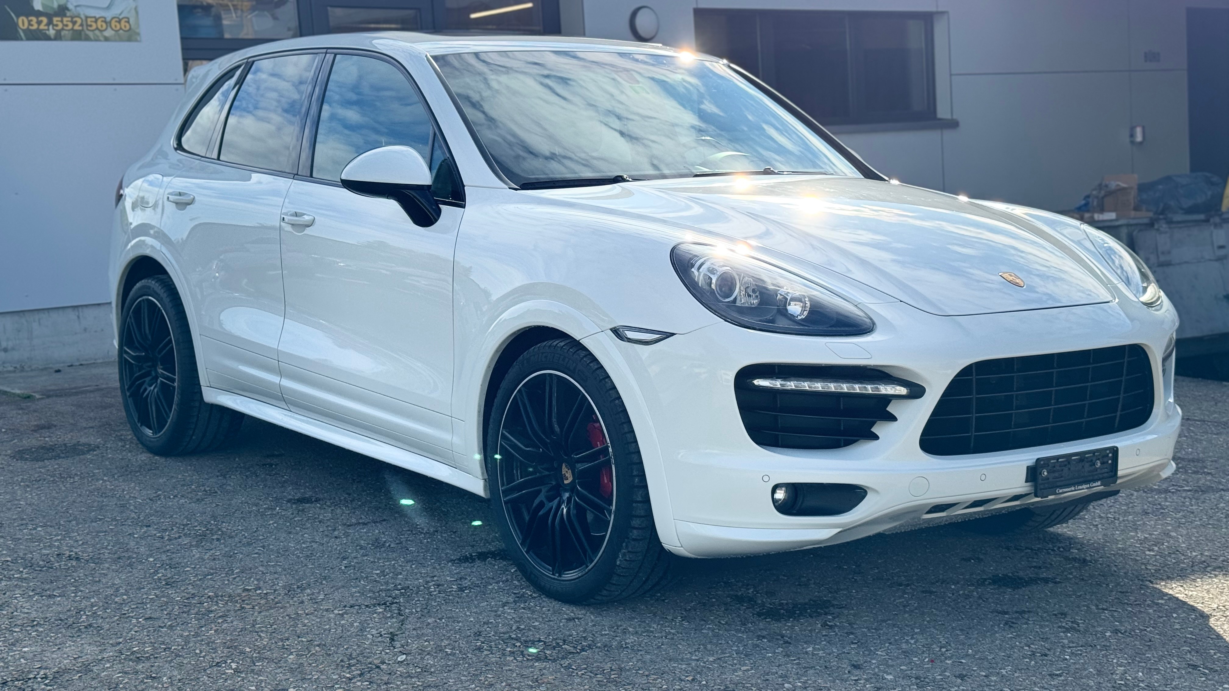 PORSCHE Cayenne GTS