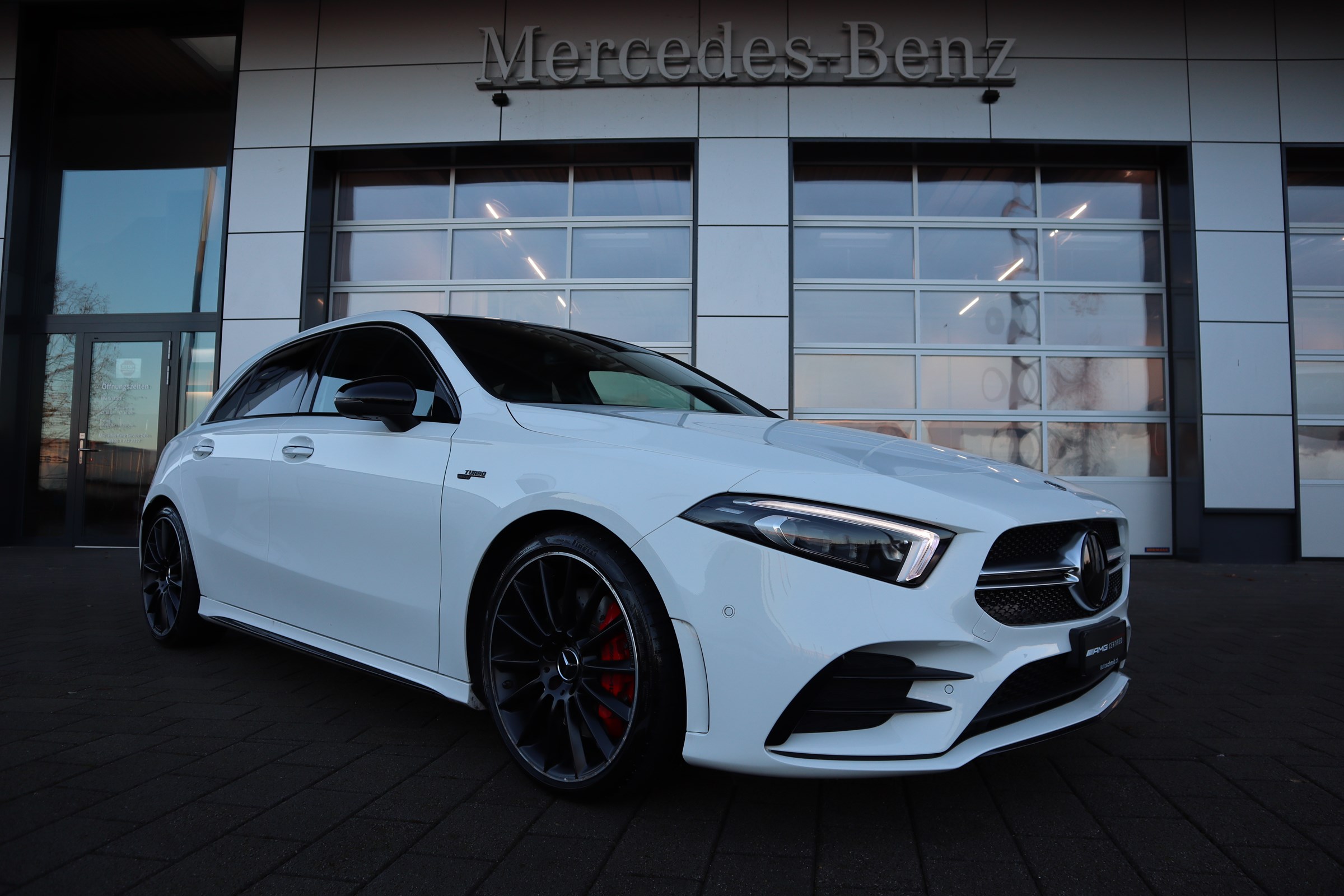 MERCEDES-BENZ A 35 AMG 4Matic Speedshift