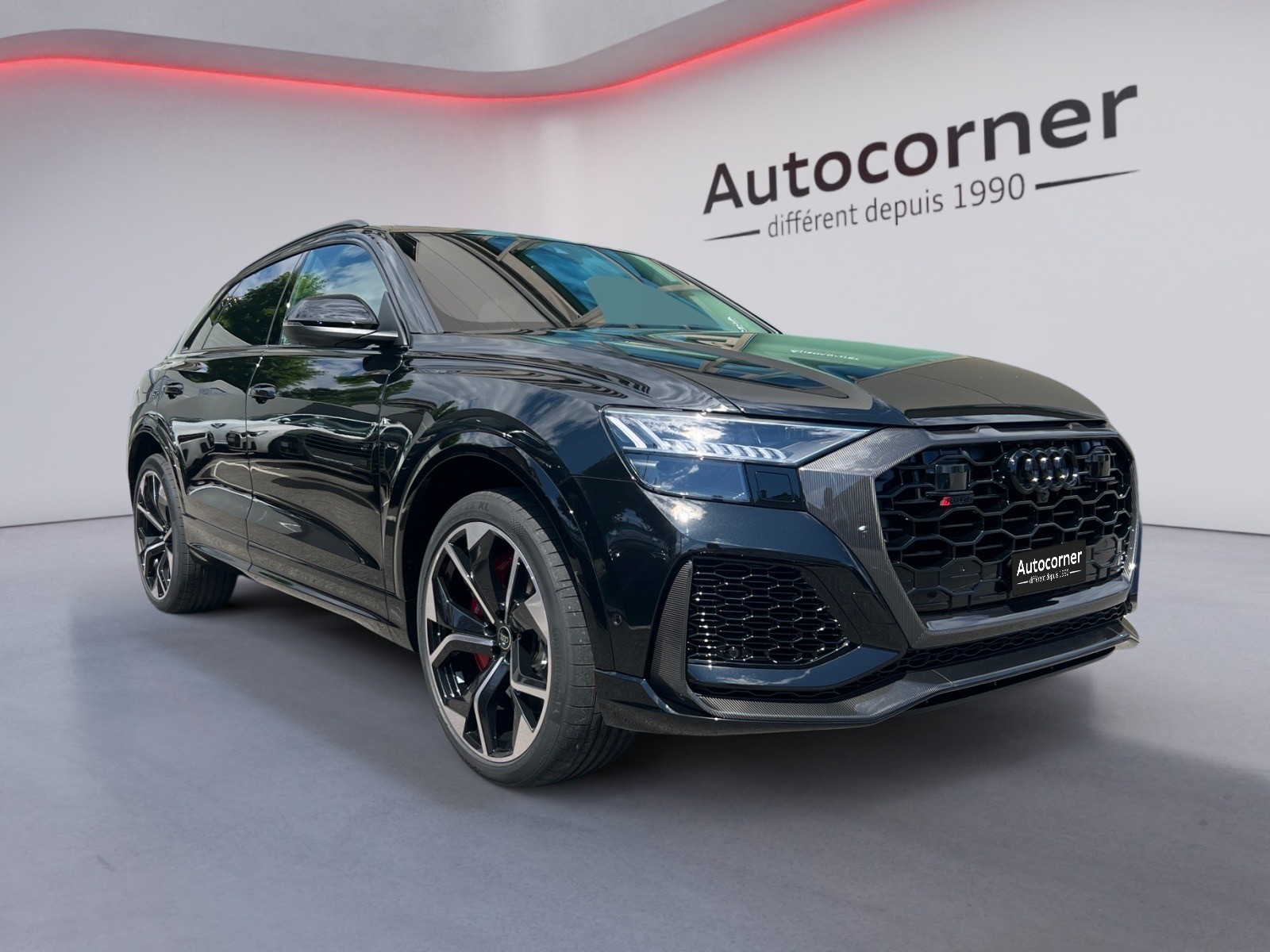 AUDI RSQ8 quattro tiptronic