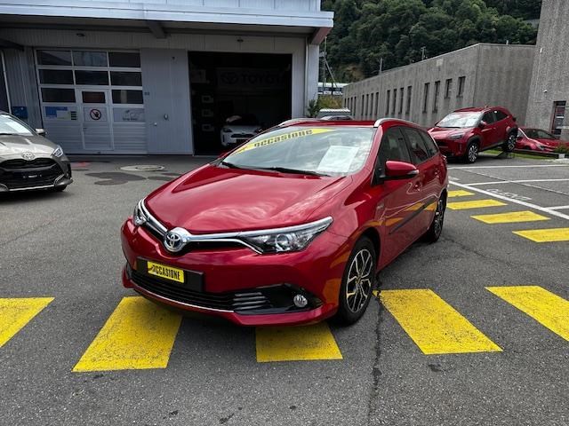 TOYOTA Auris Touring Sports 1.8 HSD Trend