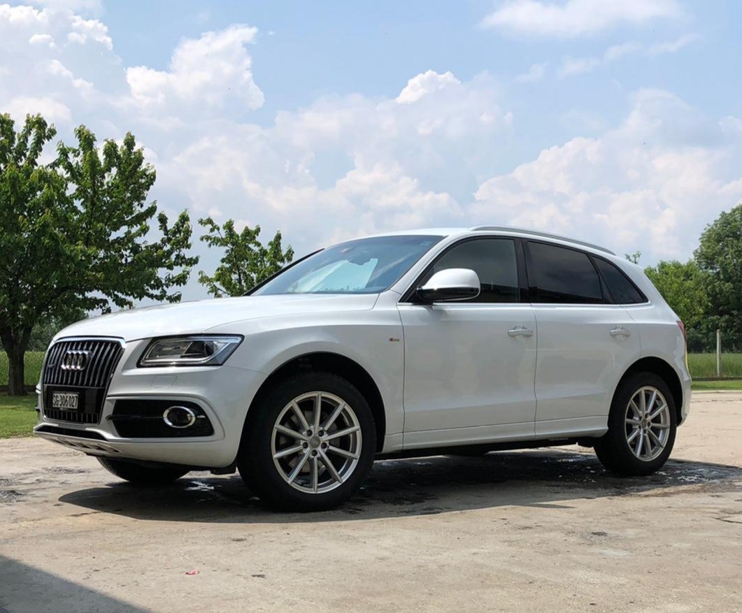 AUDI Q5 2.0 TDI quattro S-tronic