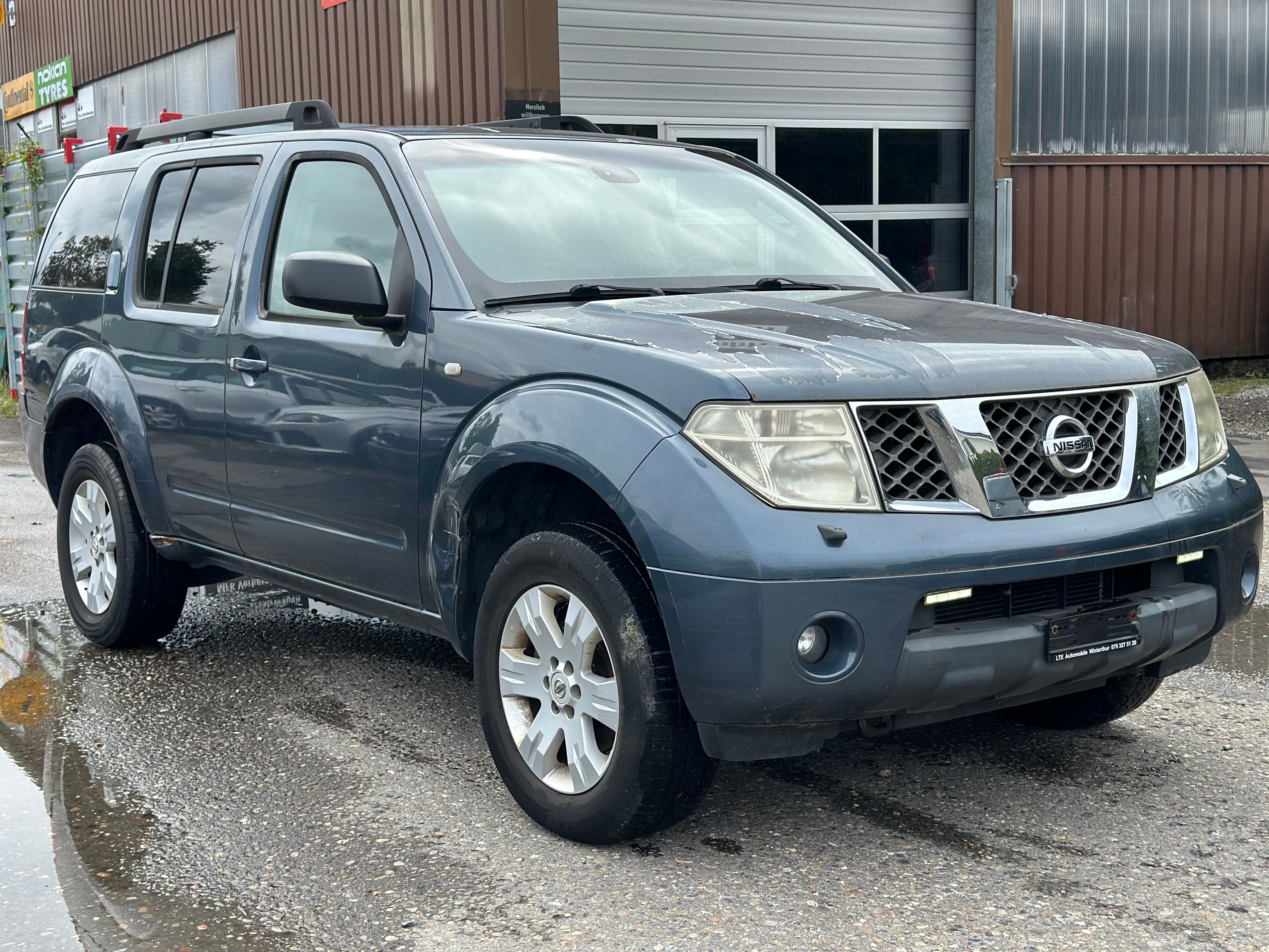 NISSAN Pathfinder 2.5 dCi XE