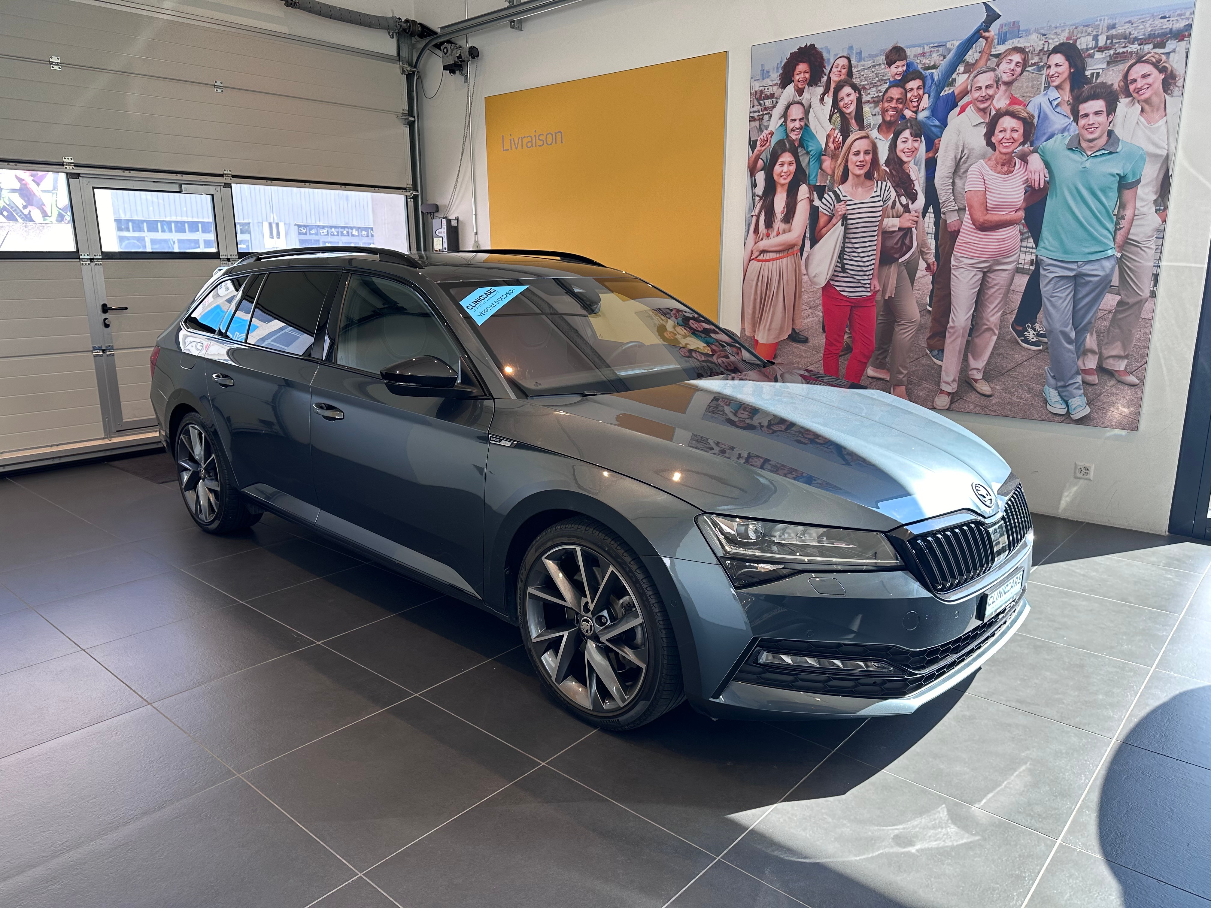 SKODA Superb Combi 2.0 TSI SportLine Plus 4x4 DSG