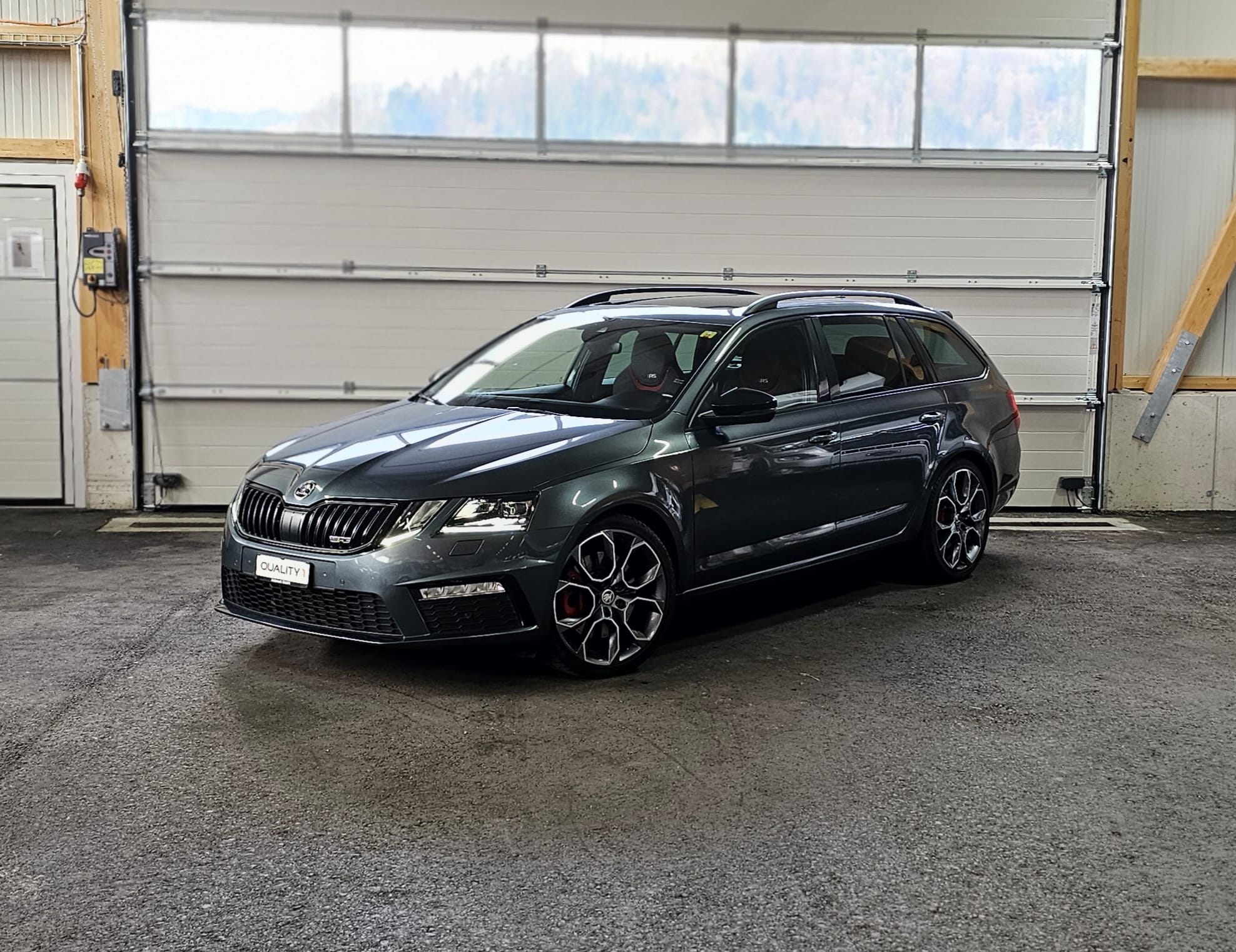 SKODA Octavia Combi 2.0 TSI RS DSG